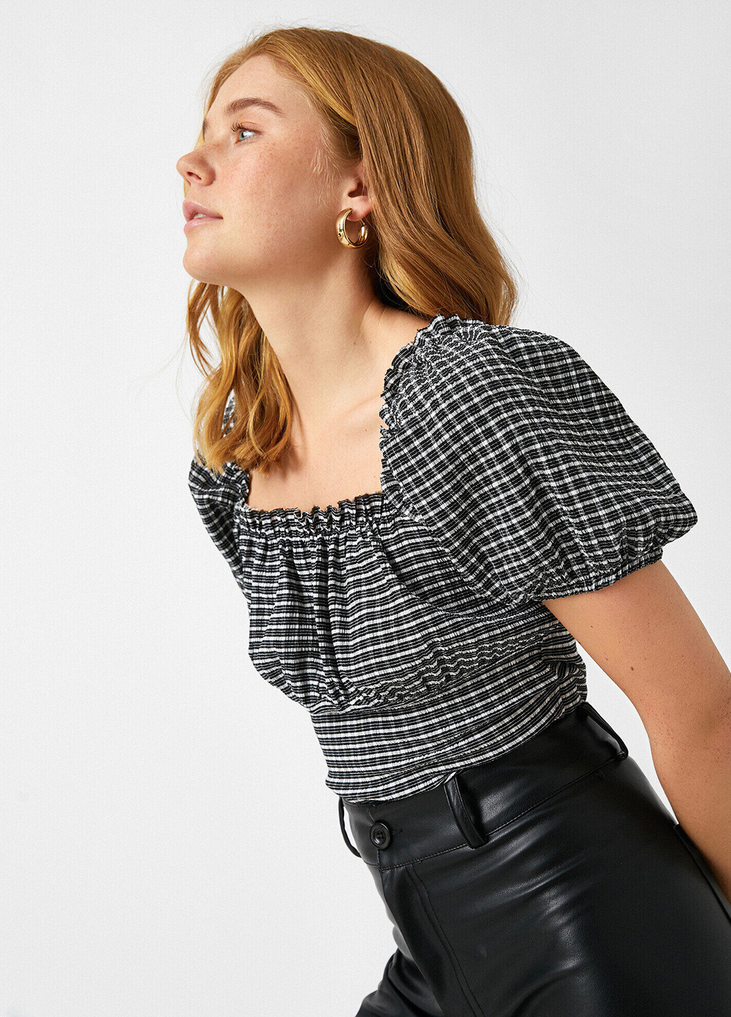 Чорно-біла блуза KOTON