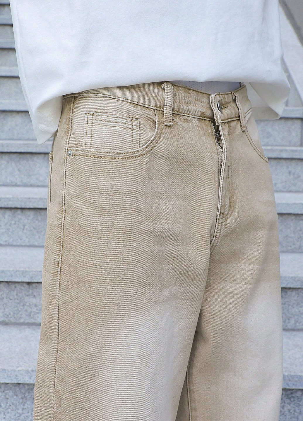 Бежевые демисезонные мешковатые джинсы SHEIN