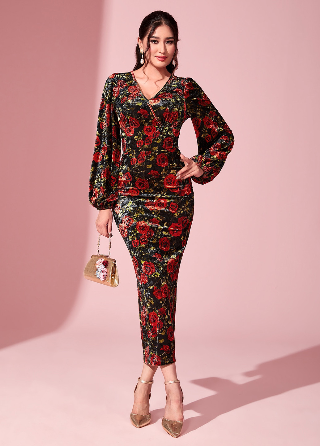 Черное вечернее платье силуэтная, футляр SHEIN розы