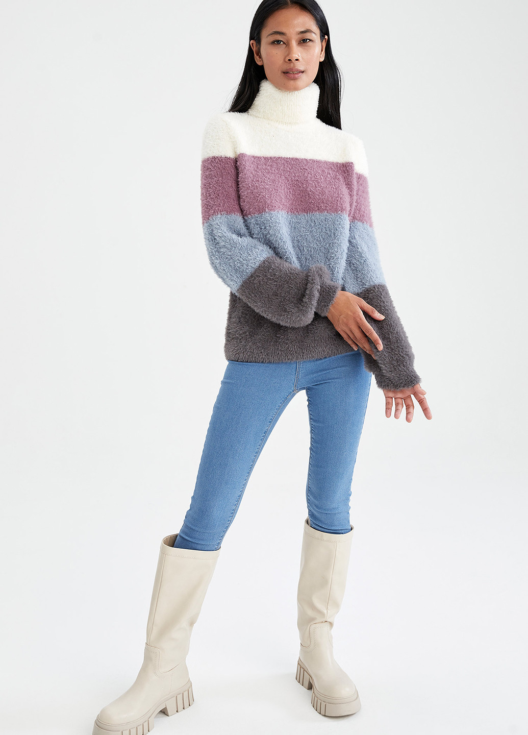 Лиловый демисезонный свитер DeFacto