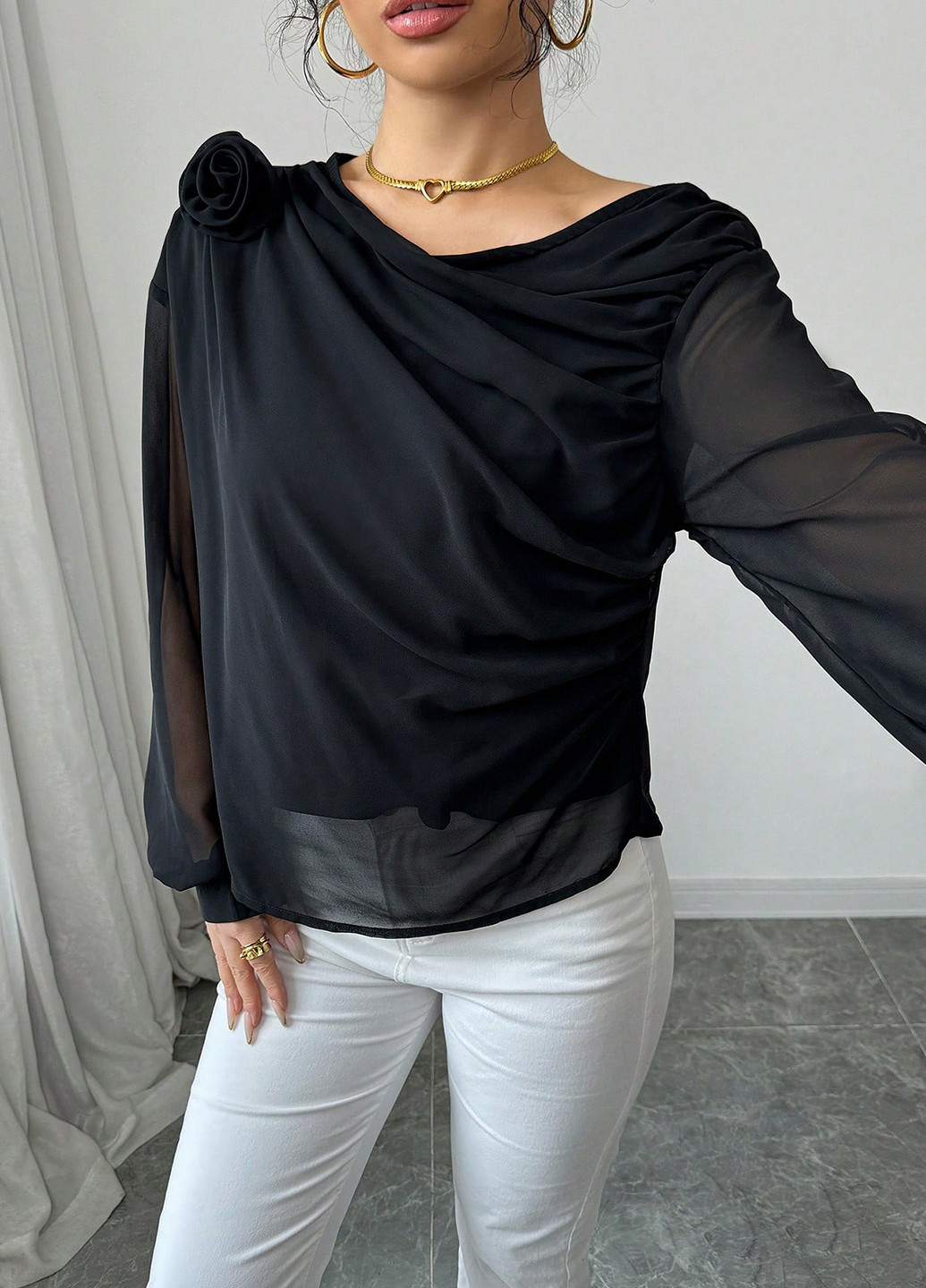 Чорна блуза SHEIN