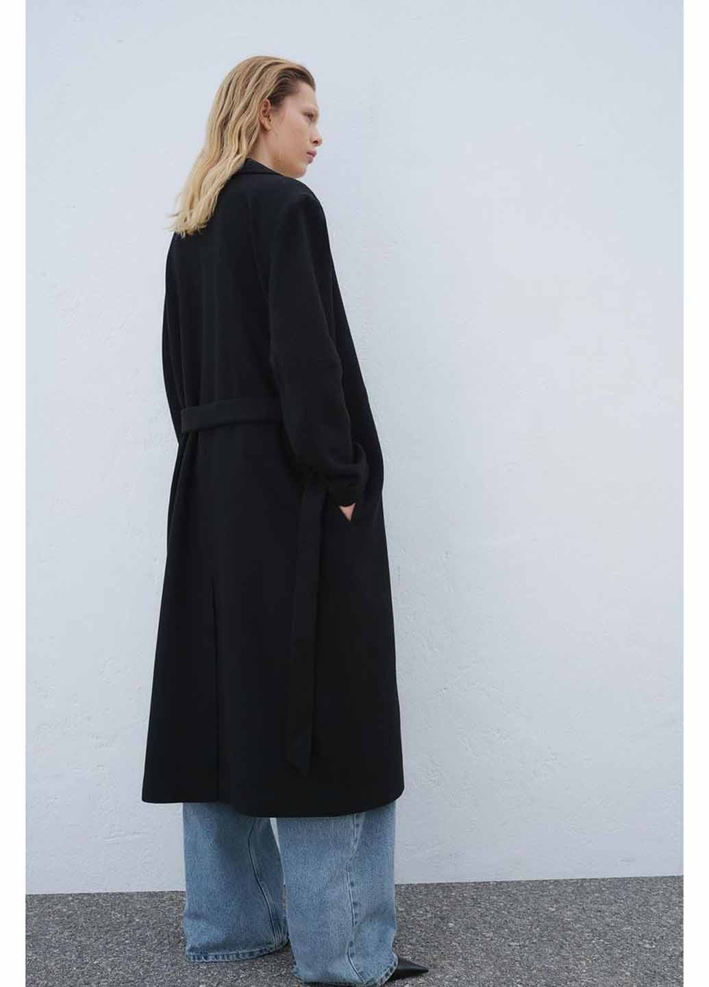 Черное демисезонное Пальто H&M