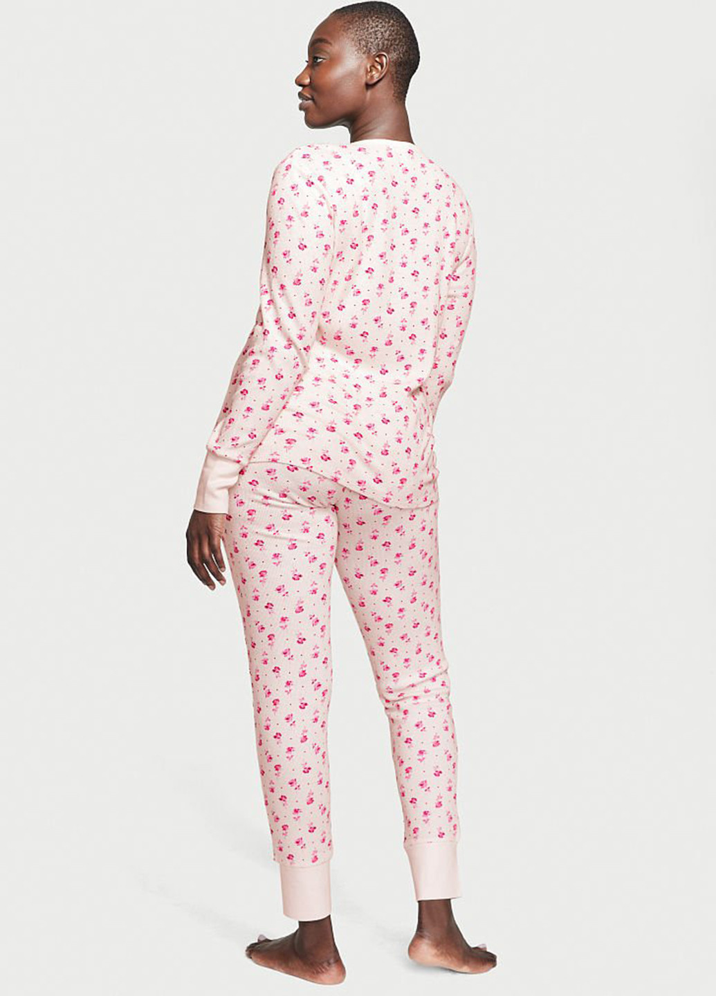 Світло-рожева всесезон піжама (лонгслів, штани) лонгслив + брюки Victoria's Secret