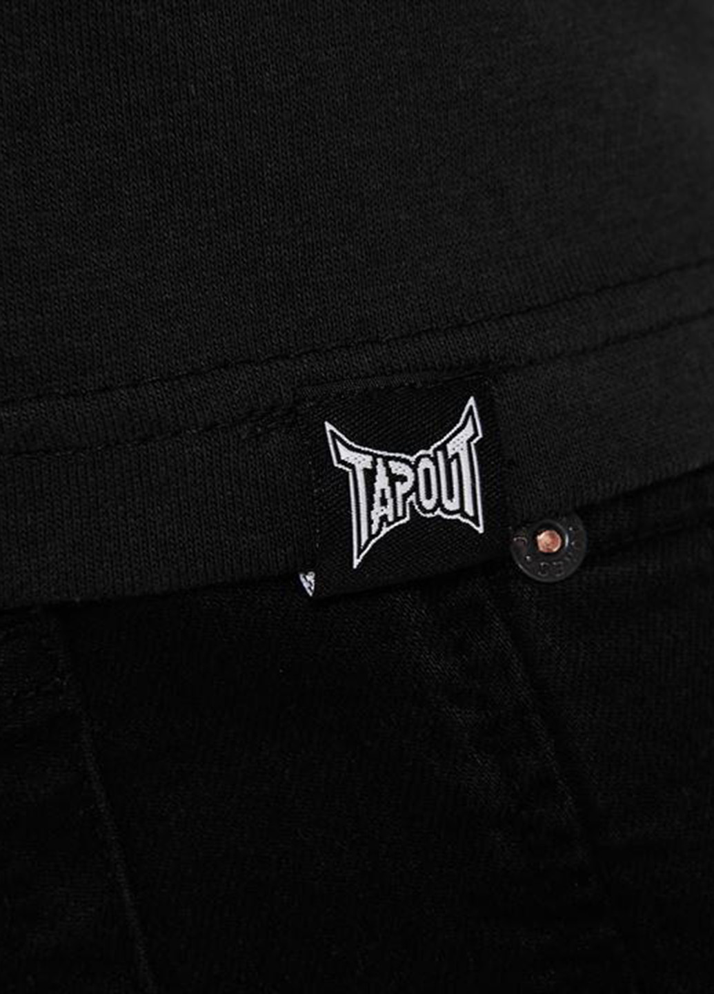 Чорна футболка Tapout