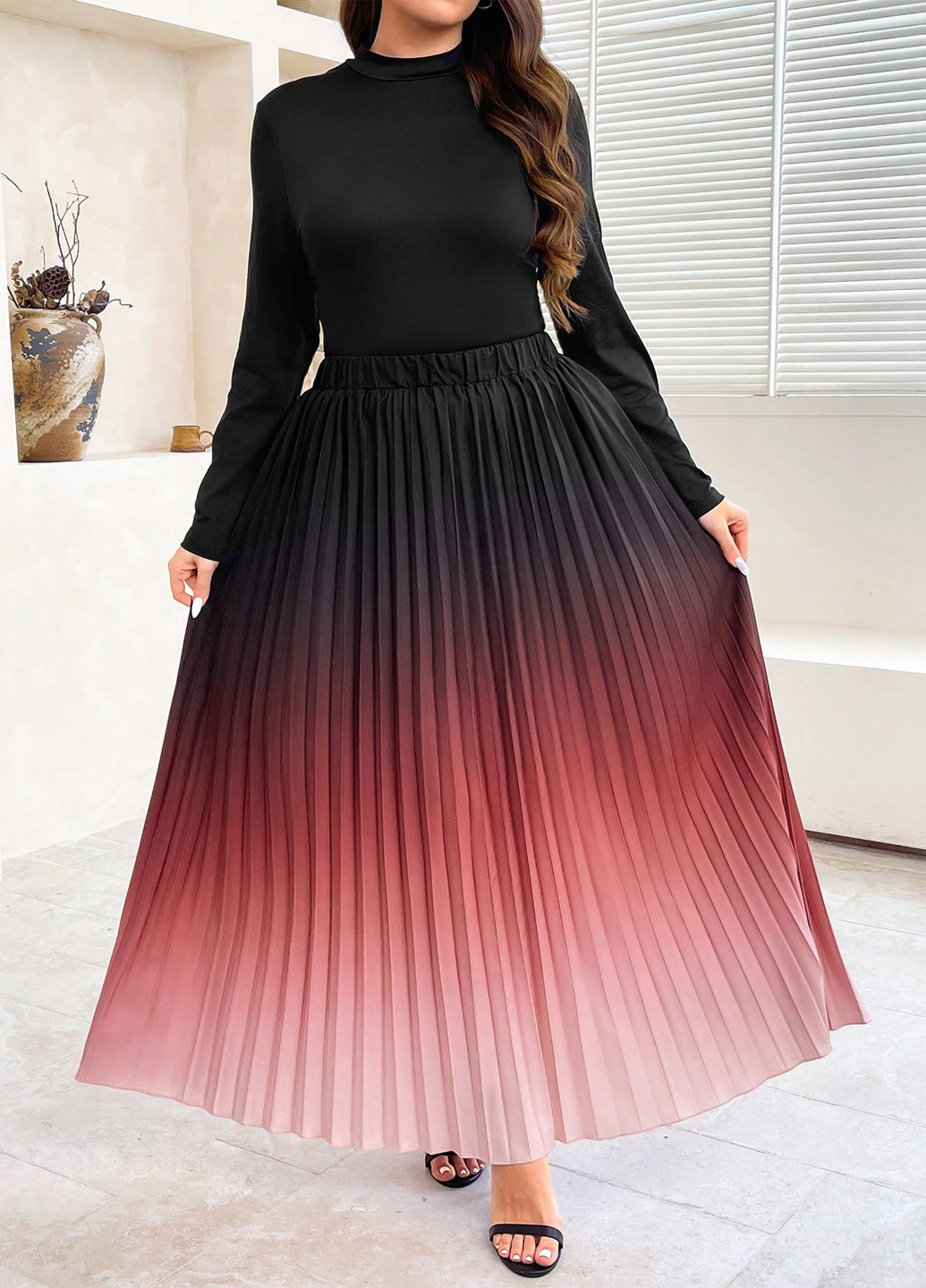 Чорний демісезонний комплект (светр, спідниця) SHEIN