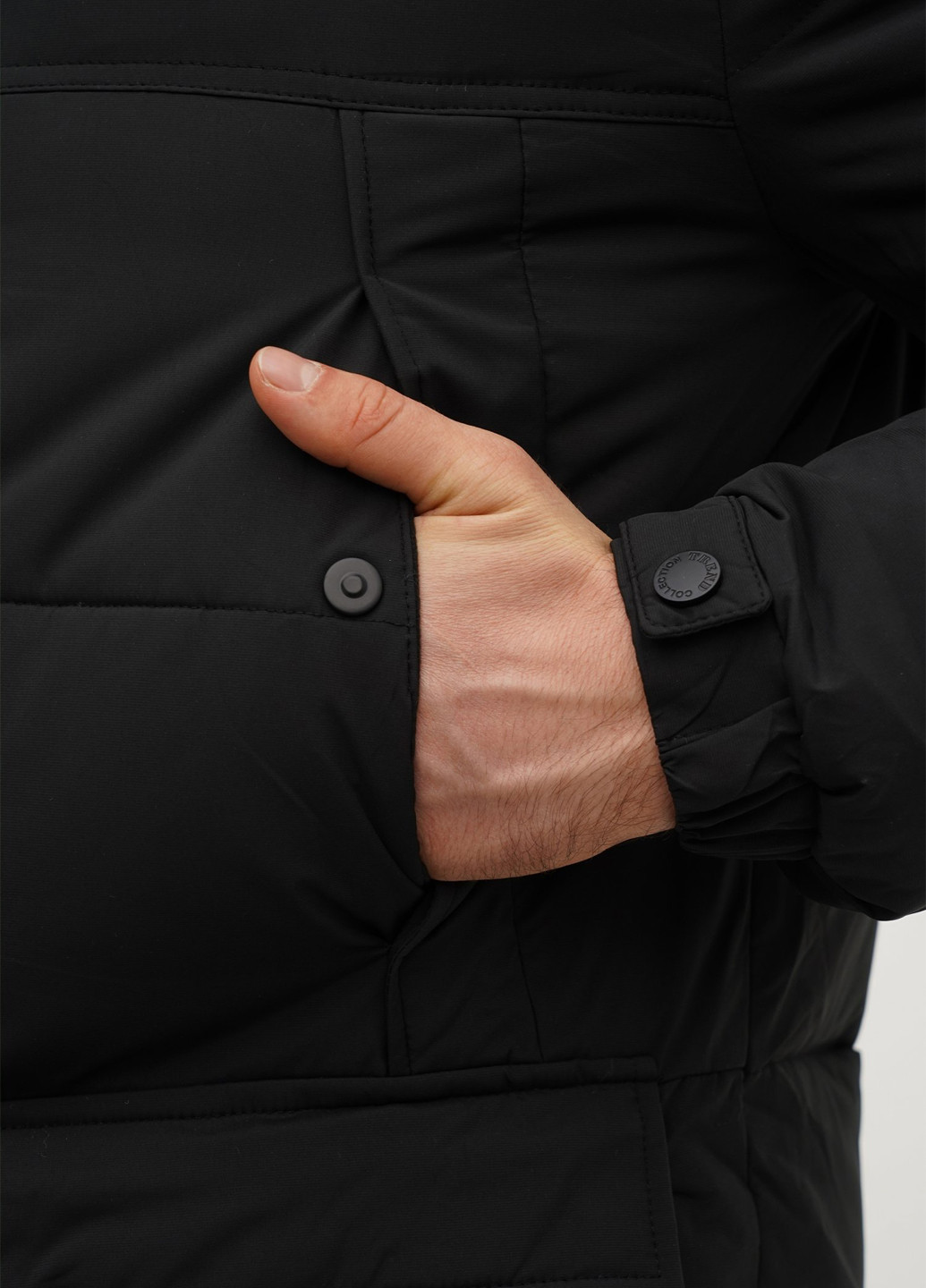 Черная зимняя куртка Trend Collection