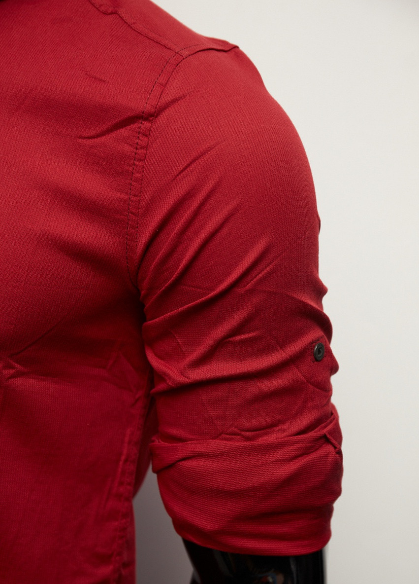 Красная рубашка с логотипом Figo