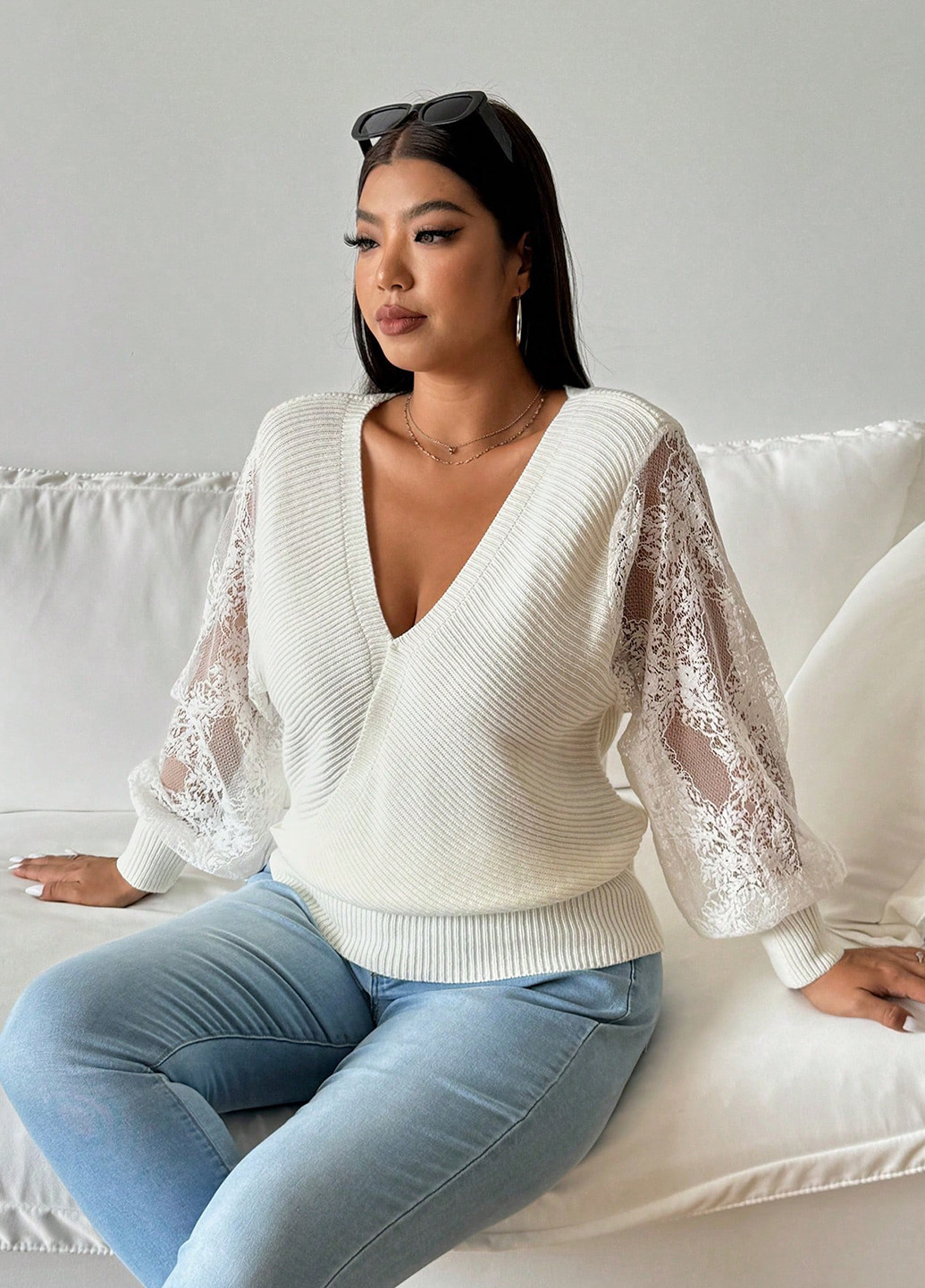 Світло-бежевий демісезонний светр SHEIN