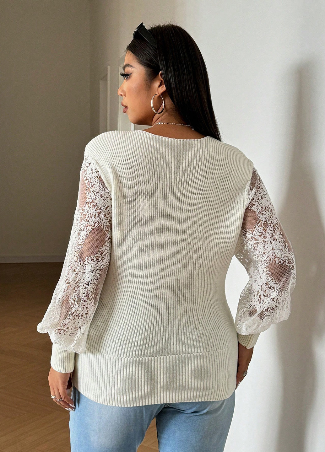 Світло-бежевий демісезонний светр SHEIN