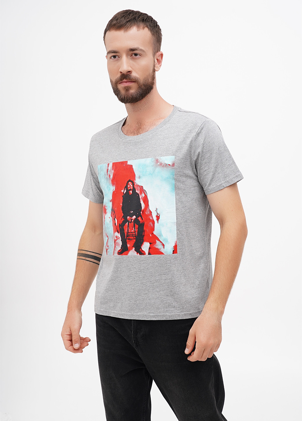 Серая футболка AS Colour