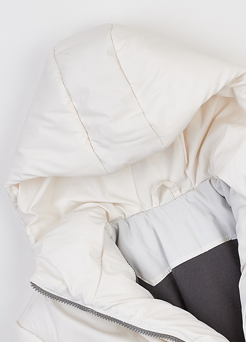 Молочна зимня куртка Garnamama