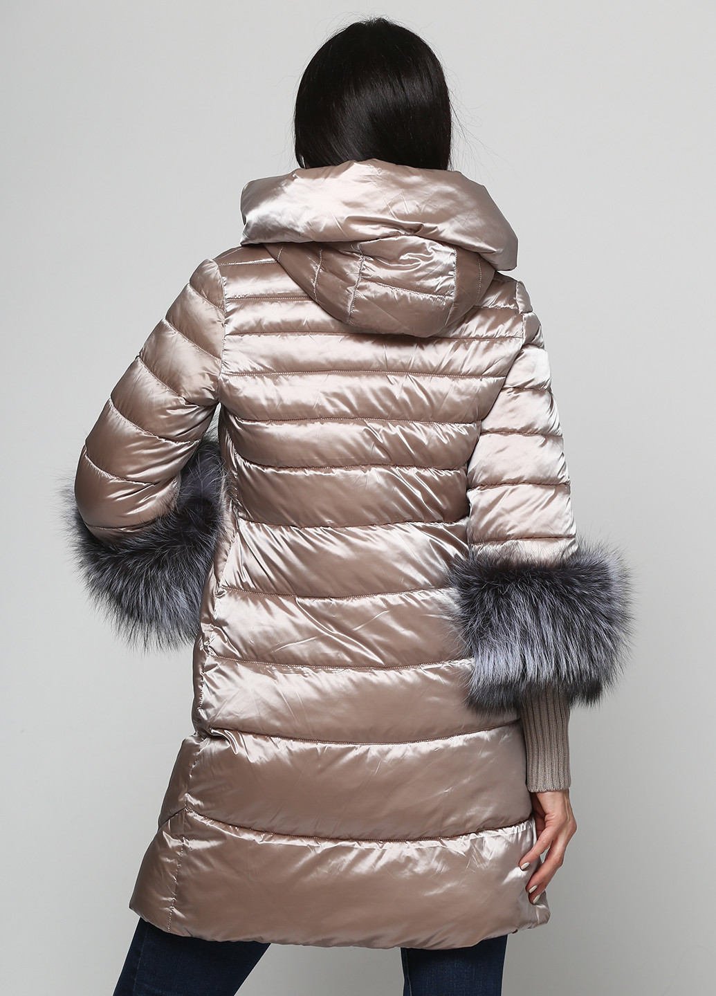 Оливковая зимняя куртка Snow Beauty