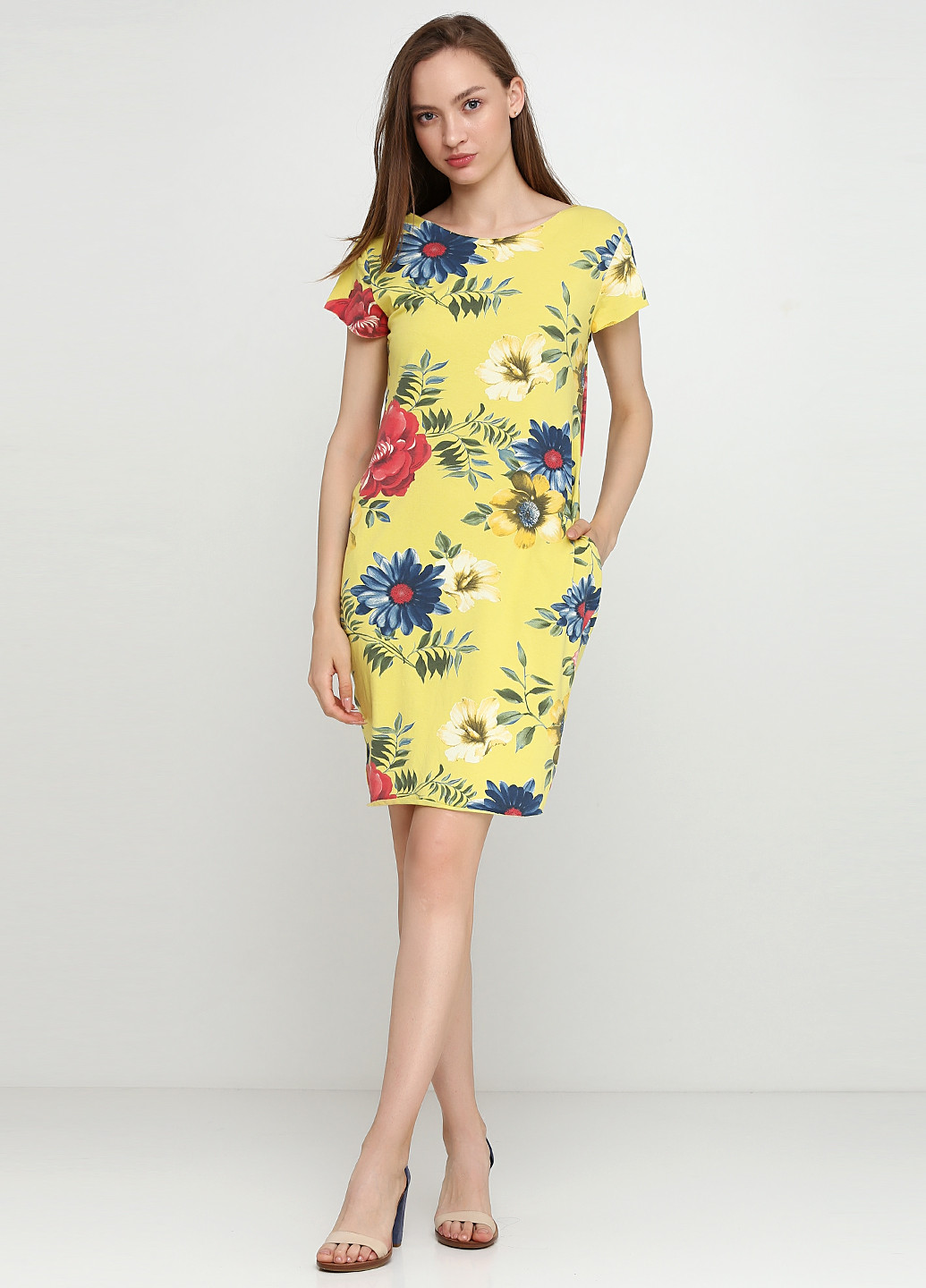 Лимонное кэжуал платье платье-футболка Moda in Italy с цветочным принтом