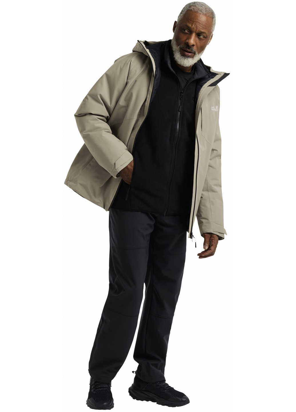 Бежевий зимній Пуховик Jack Wolfskin