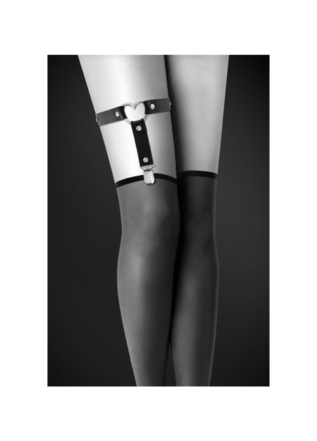 Гартер на ногу - WITH HEART Black, сексуальная подвязка с сердечком, экокожа Bijoux Pour Toi (252176680)