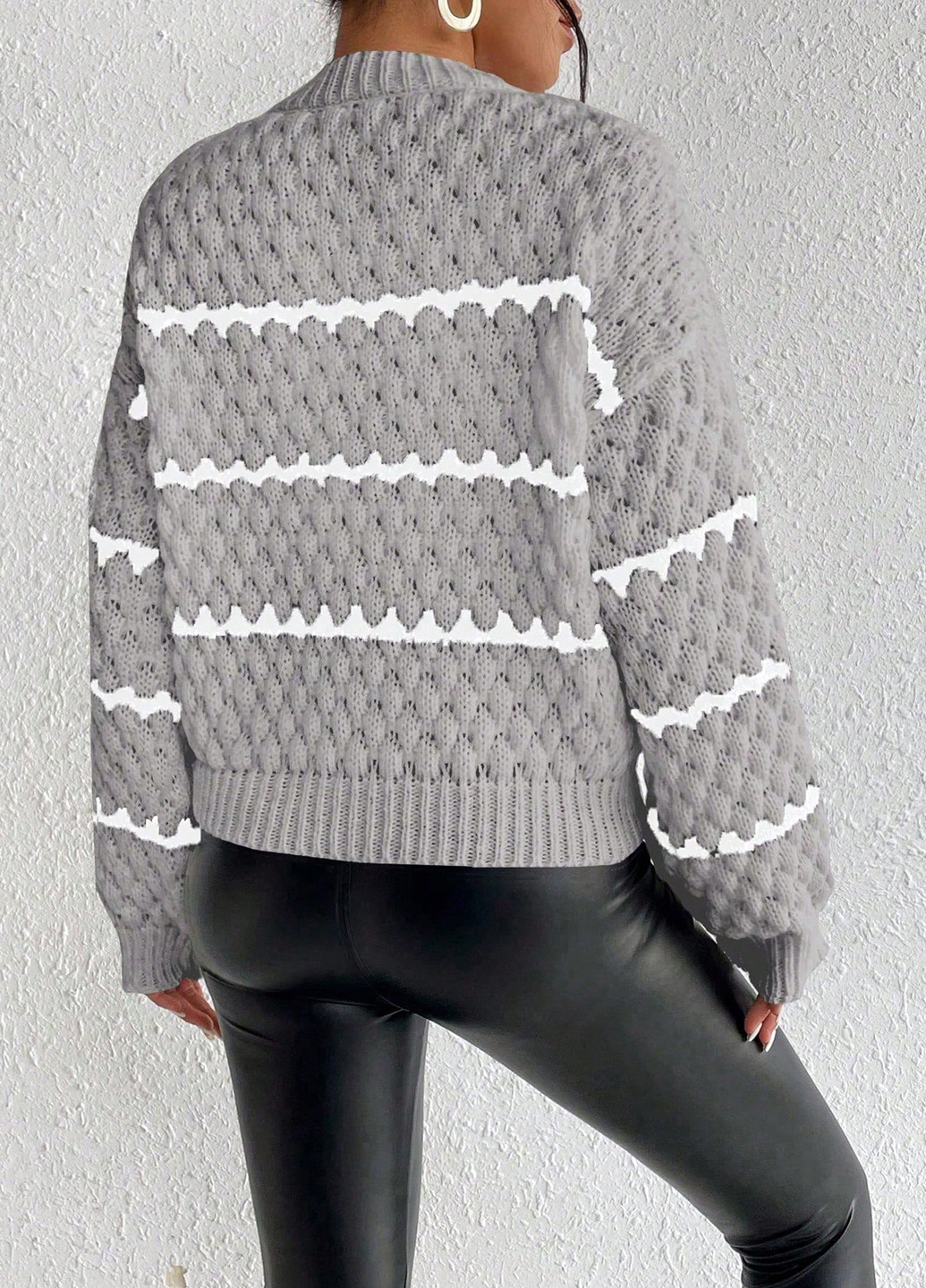 Серый демисезонный свитер джемпер SHEIN