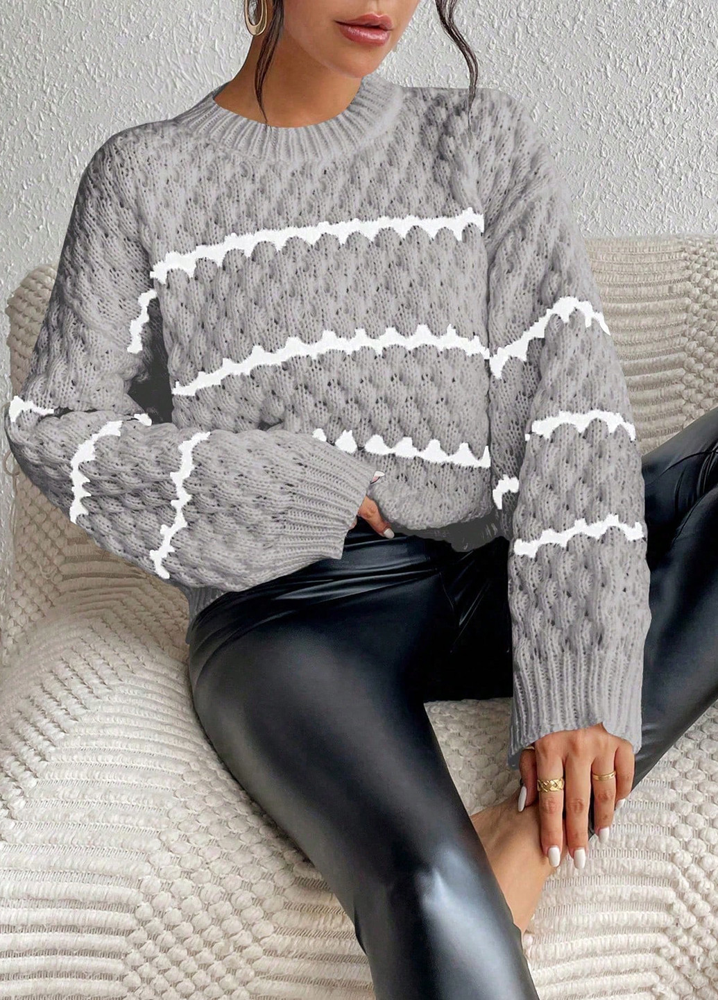 Серый демисезонный свитер джемпер SHEIN