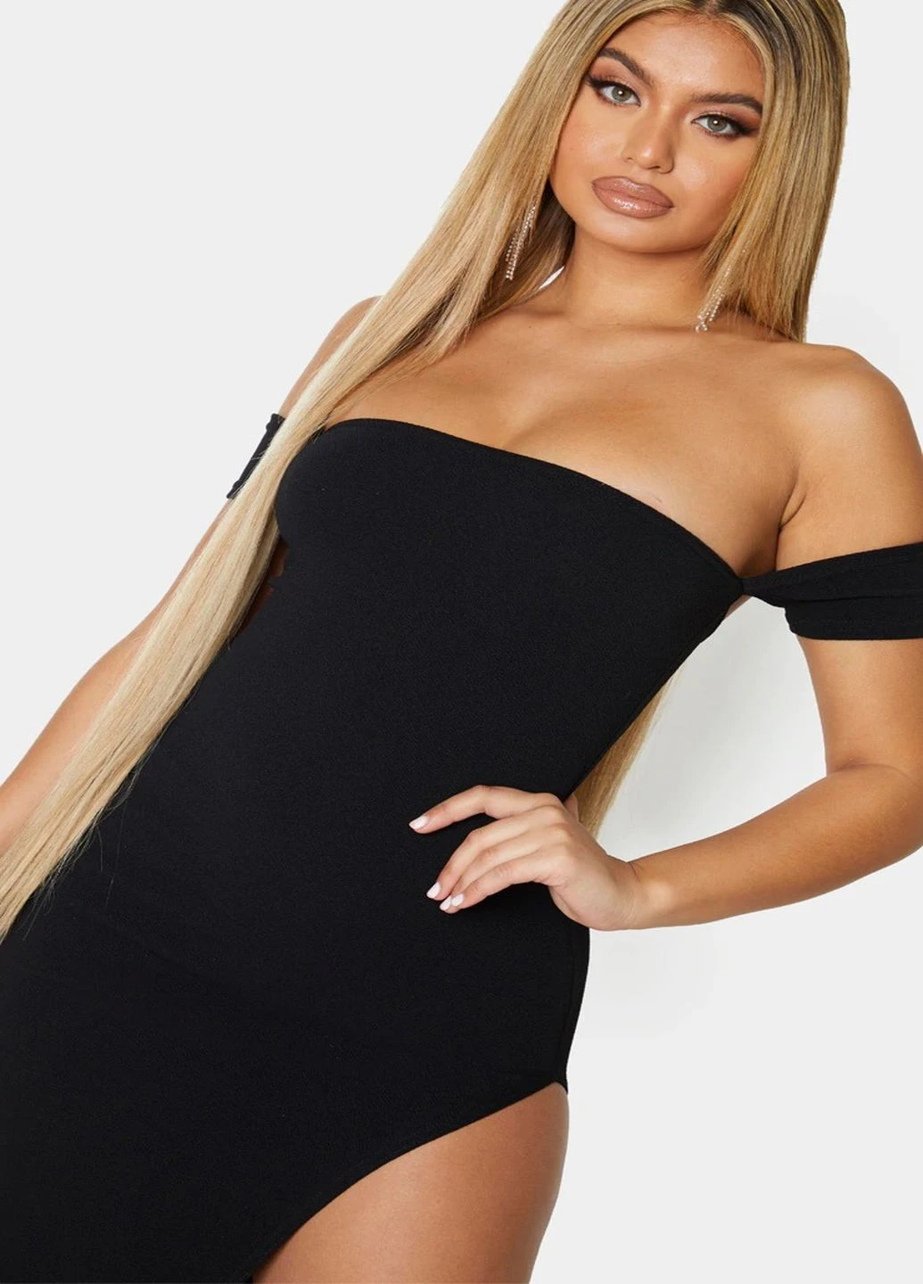 Чорна кежуал сукня PrettyLittleThing однотонна
