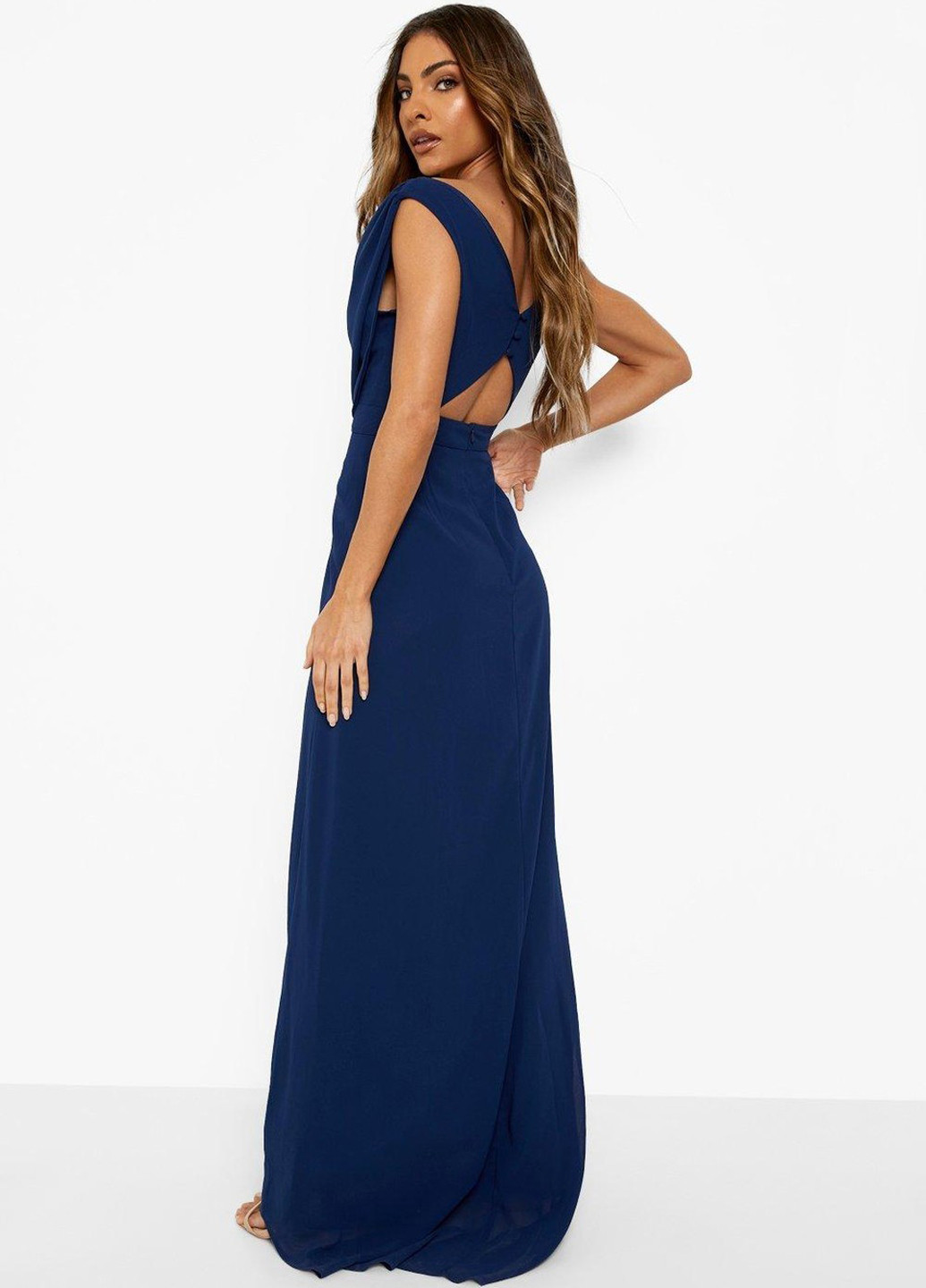 Темно-синее вечернее платье с открытой спиной Boohoo однотонное
