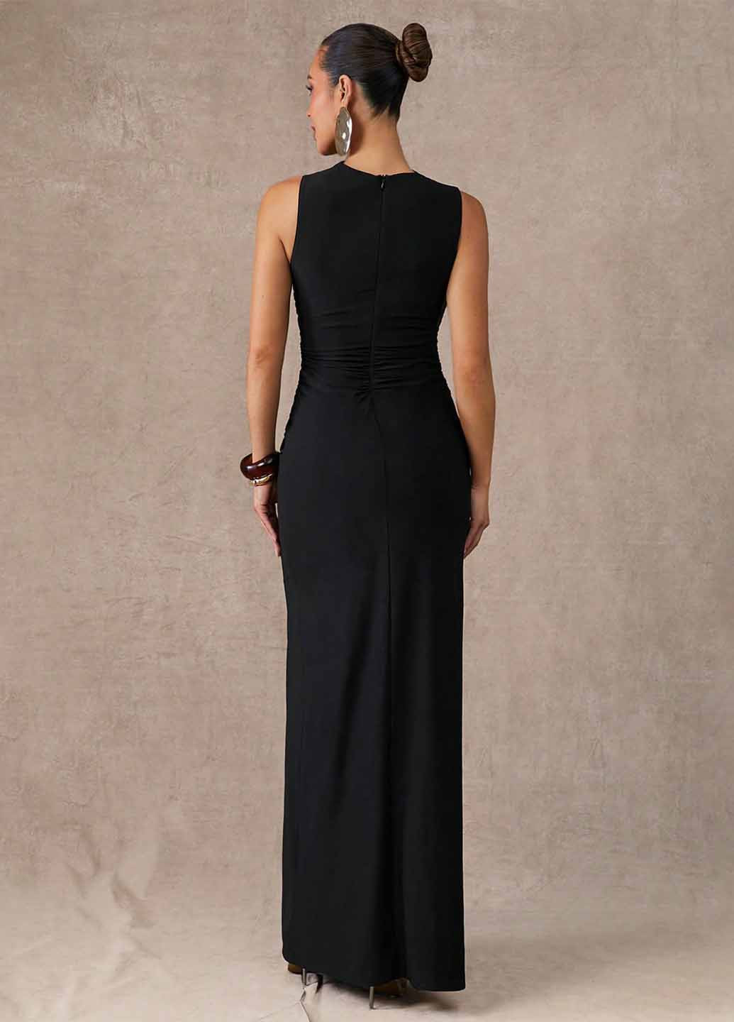 Черное вечернее платье SHEIN однотонное