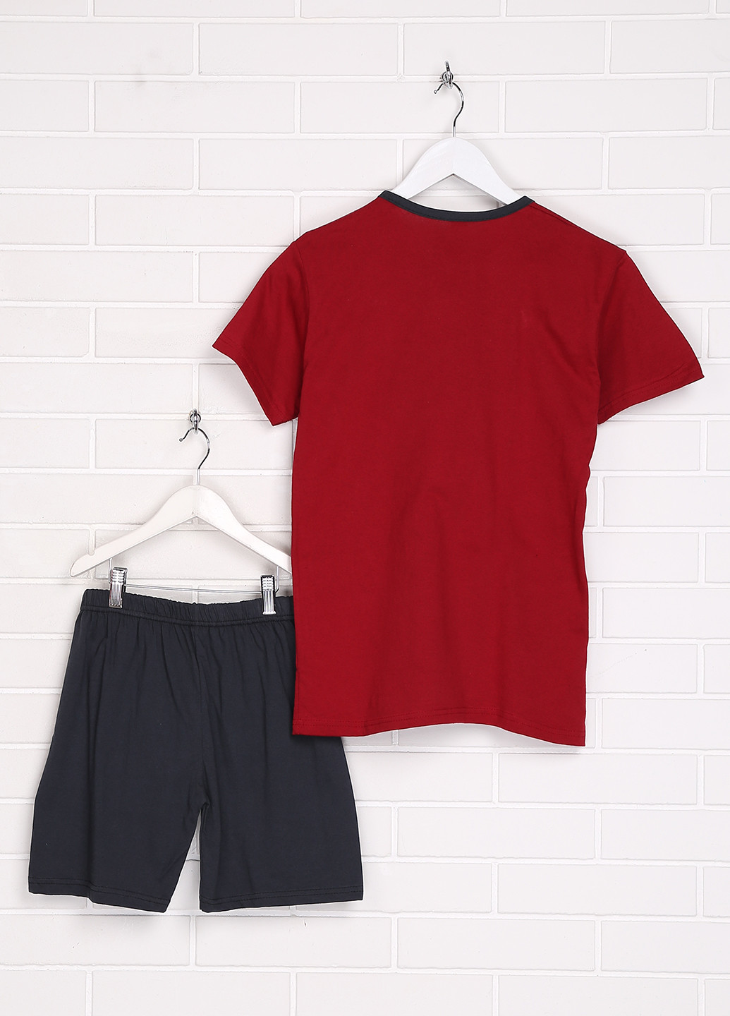 Бордовый демисезонный комплект (футболка, шорты) Adalya