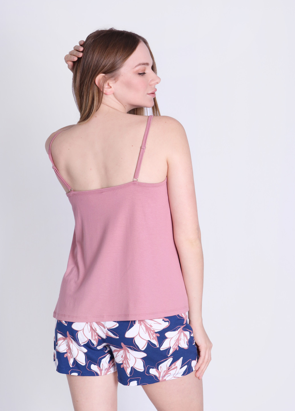 Розовый демисезонный комплект женский из вискозы VNOCHI