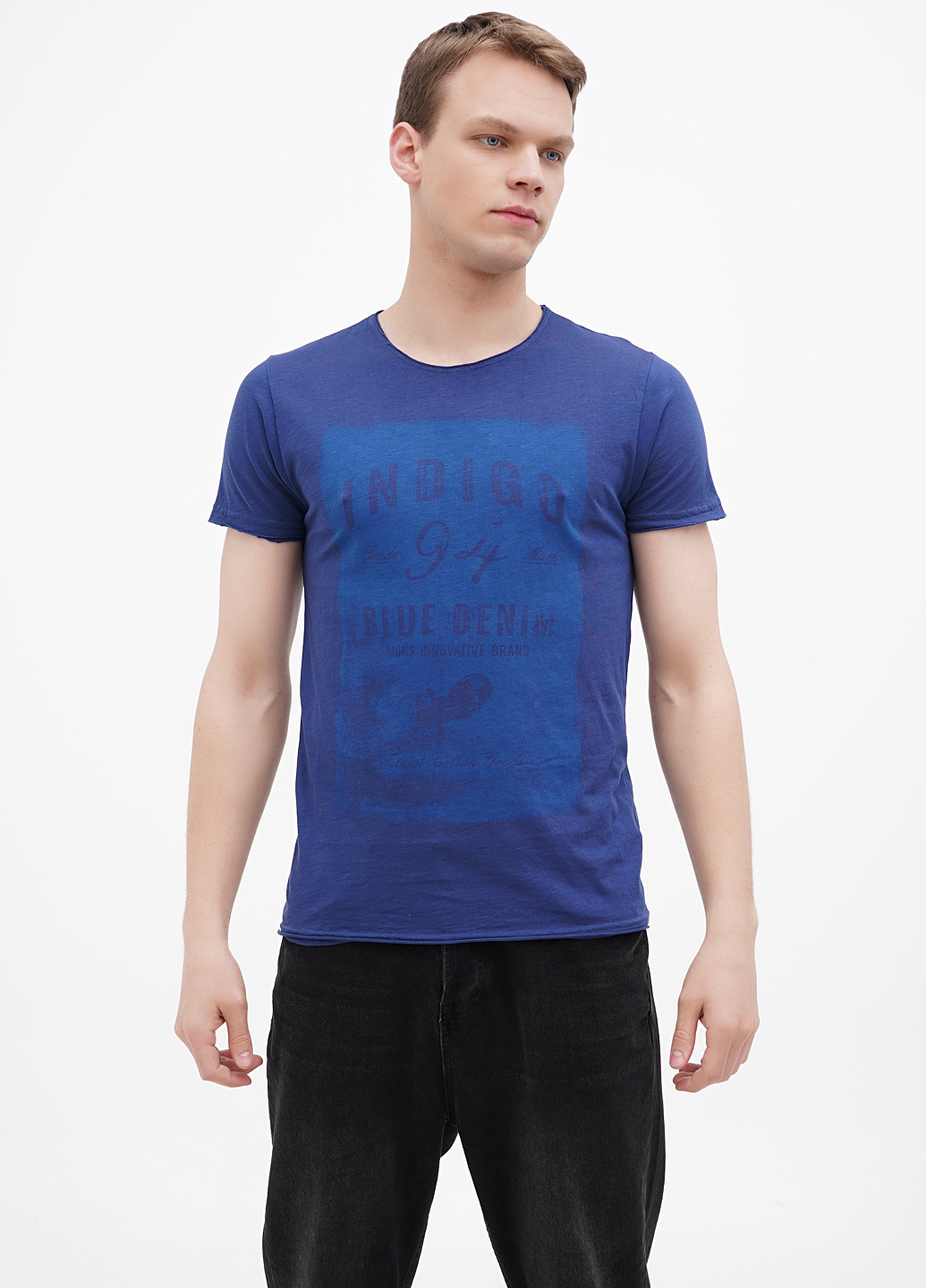 Темно-синя футболка Mons