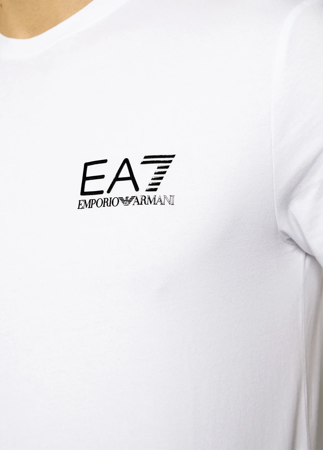 Біла футболка EA7