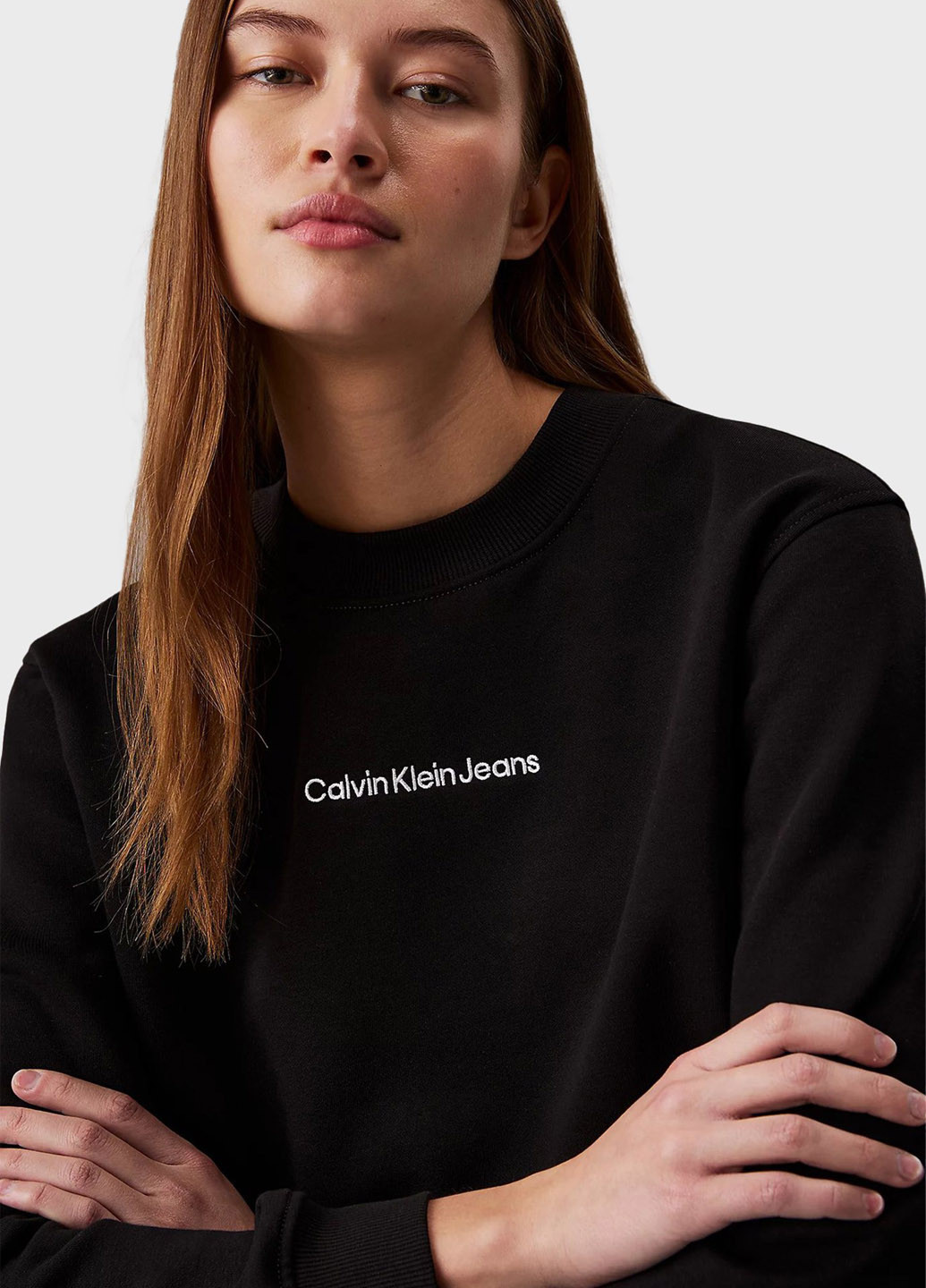 Черный свитшот Calvin Klein Jeans однотонный вышивка (347246598)