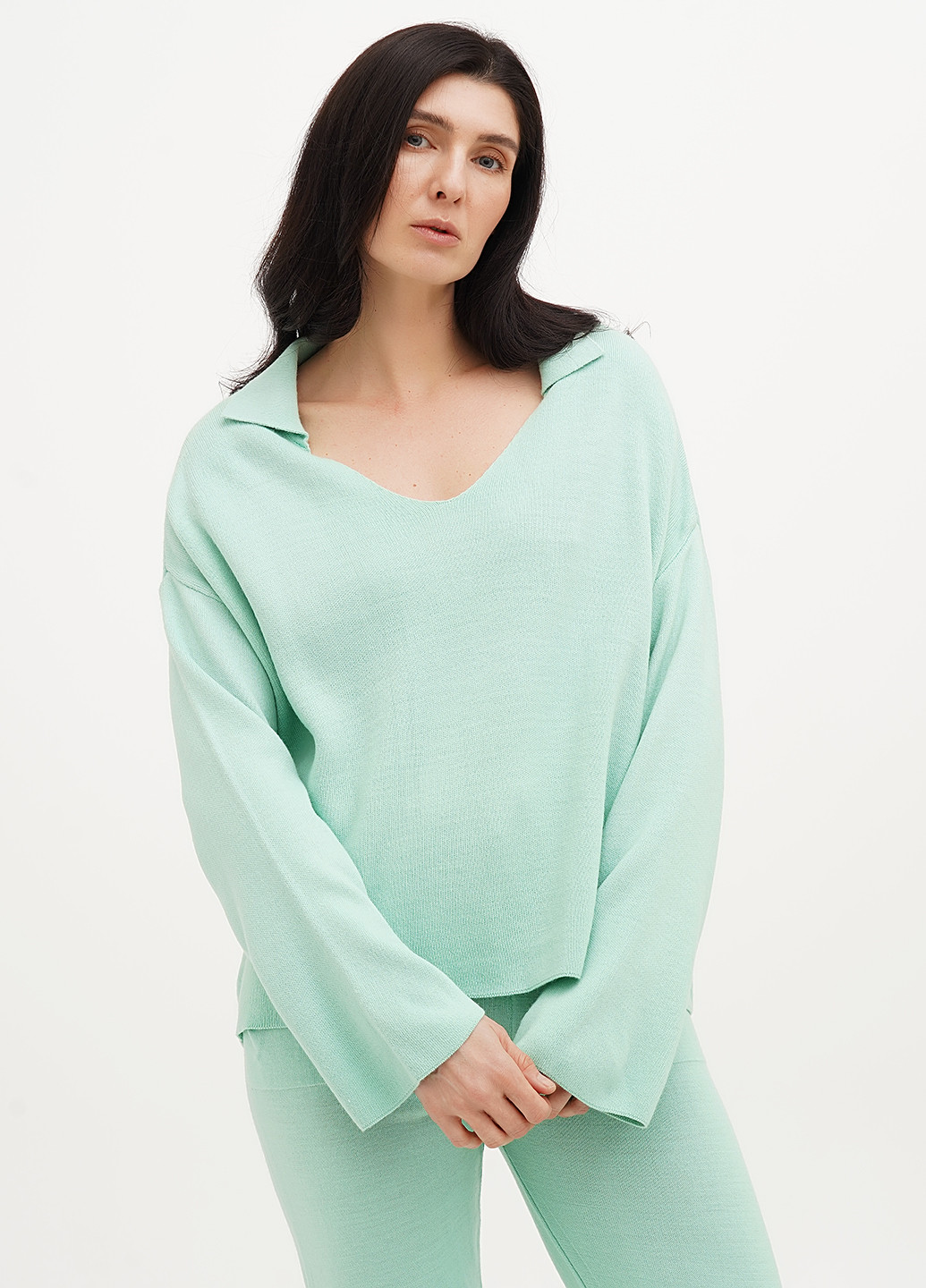 Мятный демисезонный пуловер пуловер Vicolo