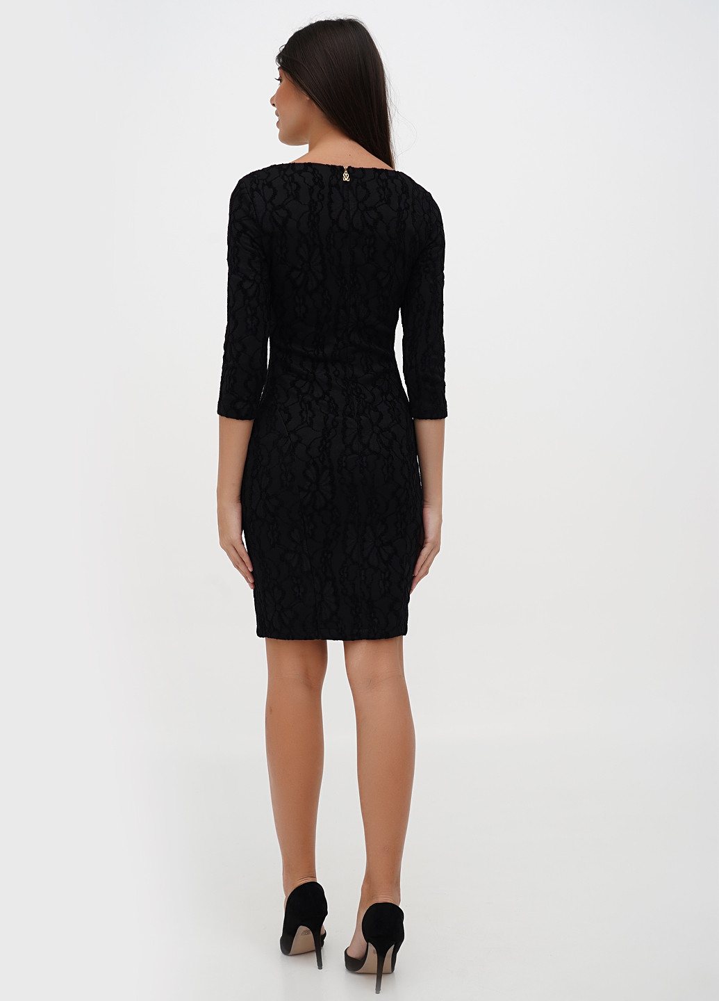 Черное кэжуал платье Sassofono с цветочным принтом