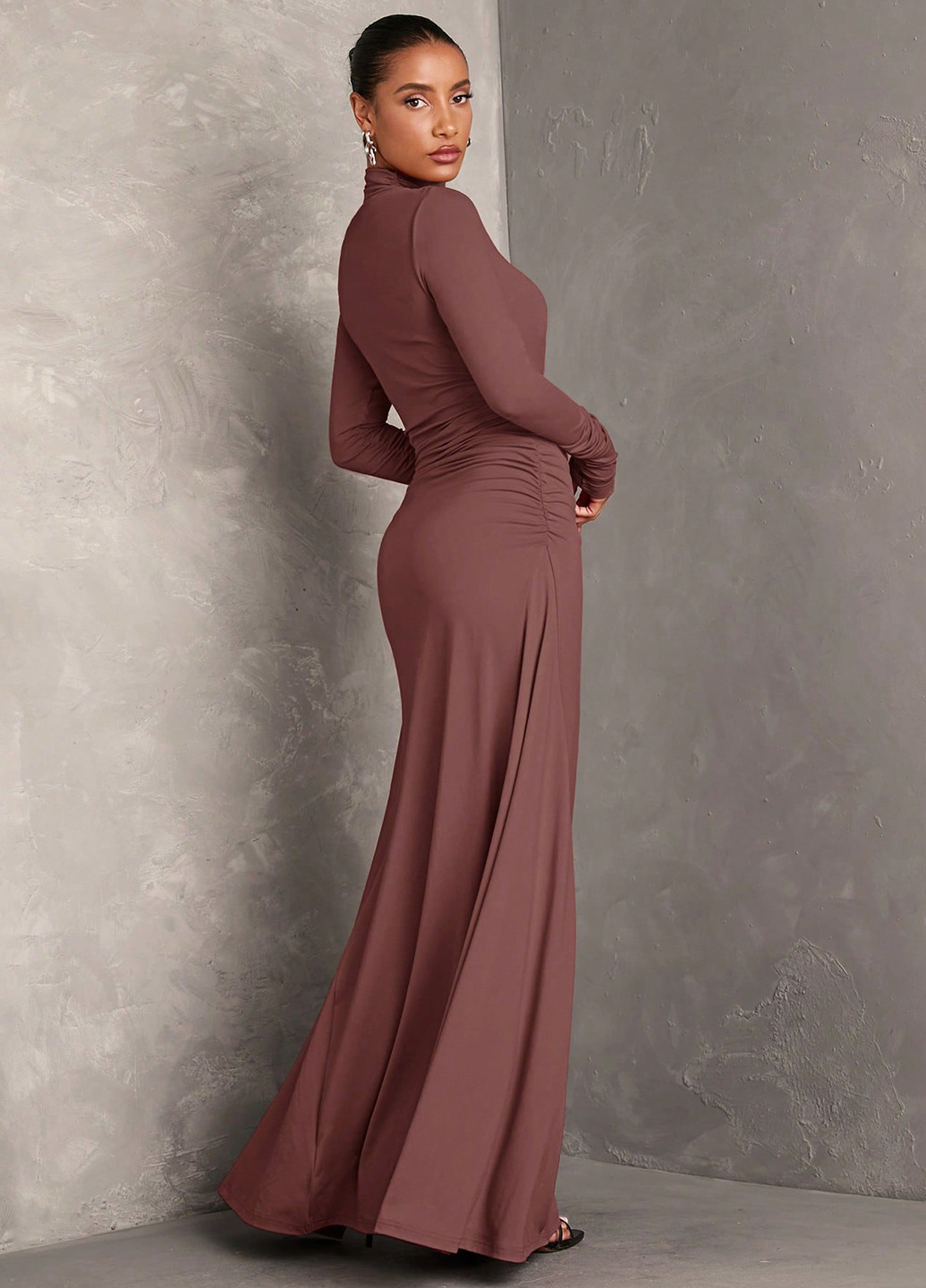 Коричневое праздничный, вечернее, кэжуал платье платье-водолазка, а-силуэт SHEIN однотонное