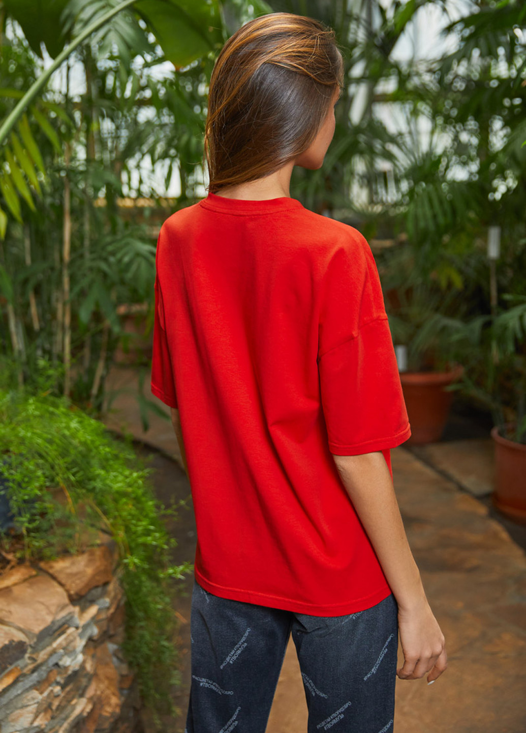 Красная летняя классическая красная футболка с о-образным вырезом SL.IRA