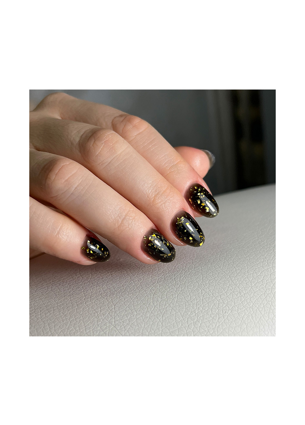 База для маникюра Any Base 05, черная база для ногтей с кусочками стали, 25 г Izzy (363030591)