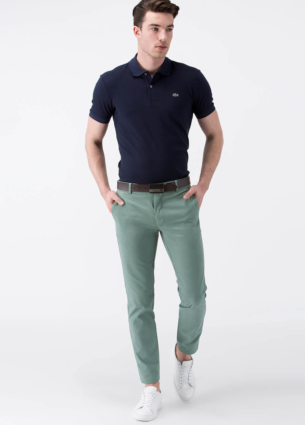 Светло-зеленые кэжуал демисезонные чиносы брюки Lacoste