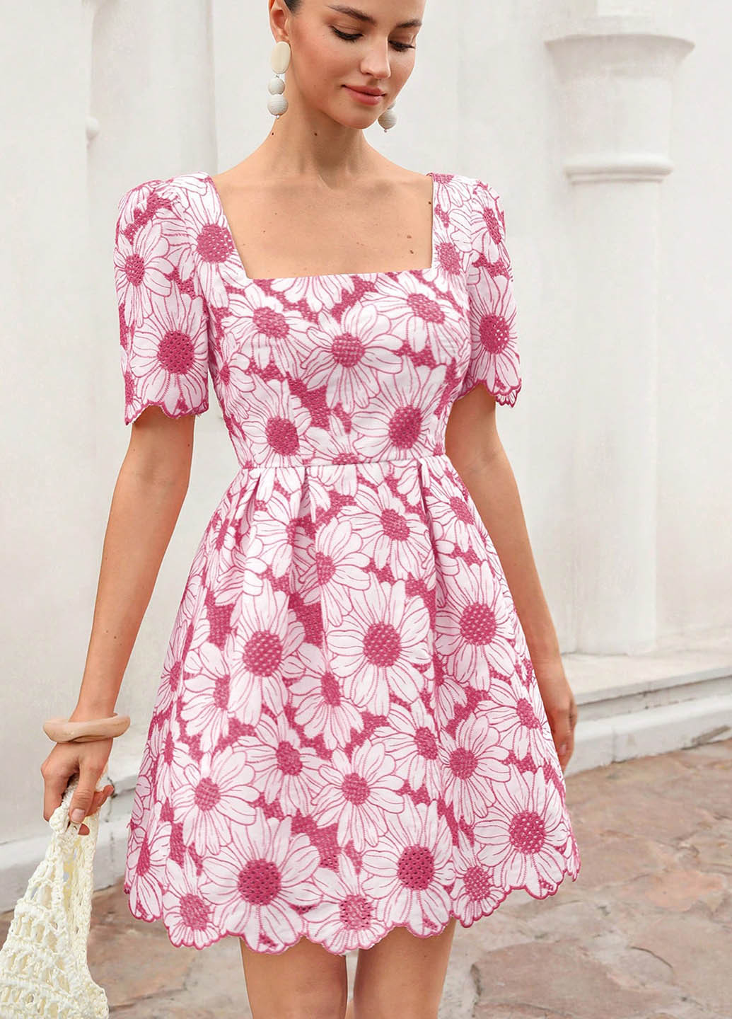 Белое кэжуал платье а-силуэт SHEIN с цветочным принтом