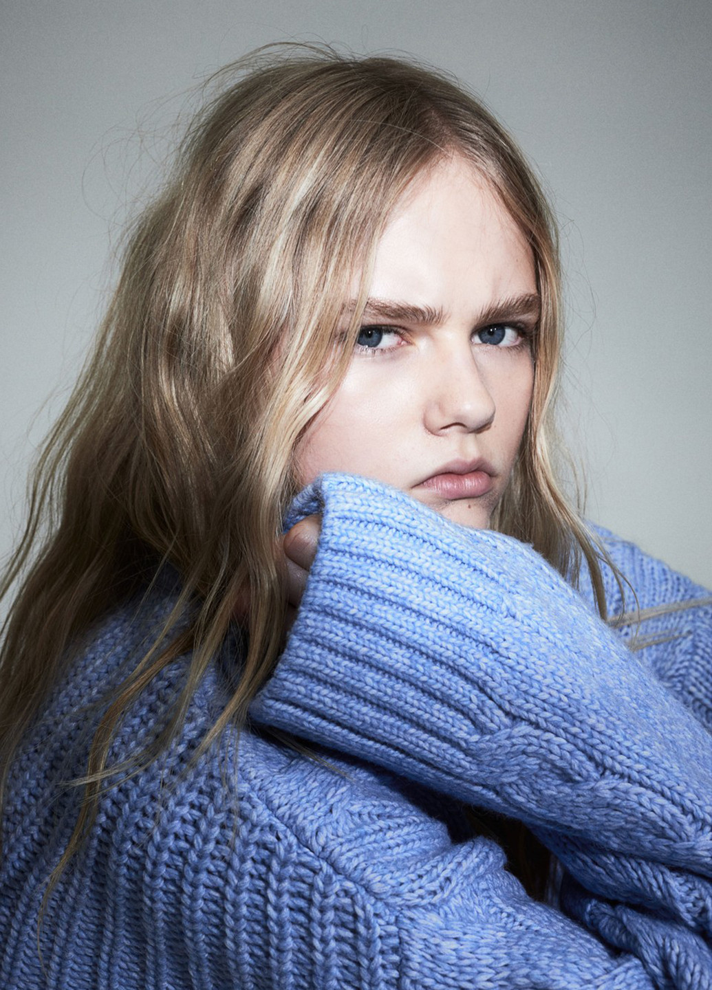 Блакитний зимовий светр H&M