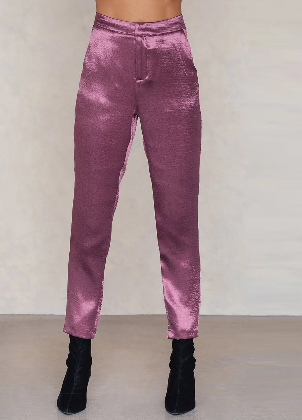 Фиолетовые кэжуал демисезонные укороченные, зауженные брюки NA-KD