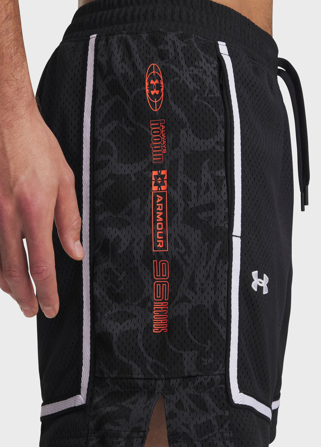 Шорти Under Armour (322365847)