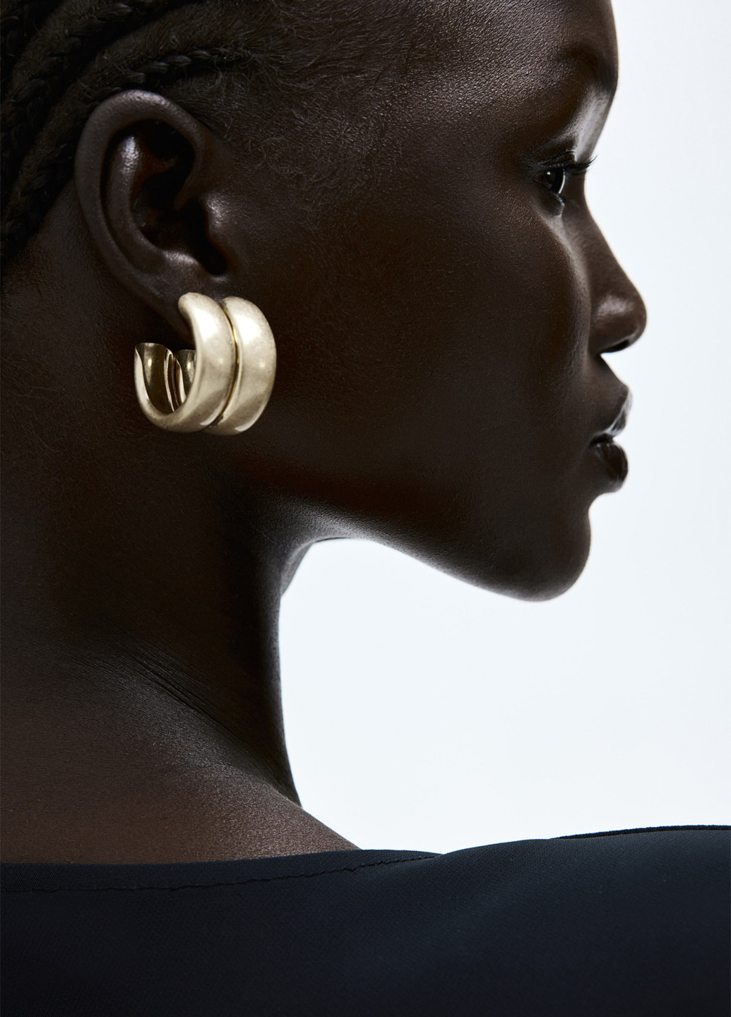 Черное кэжуал платье H&M однотонное