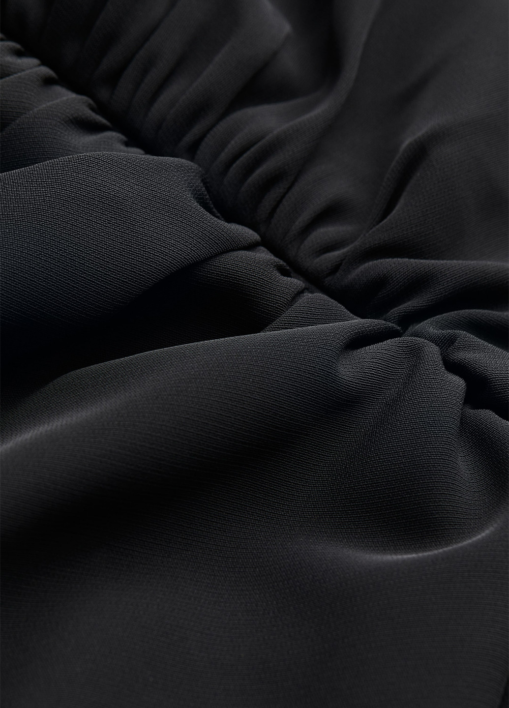 Черное кэжуал платье H&M однотонное