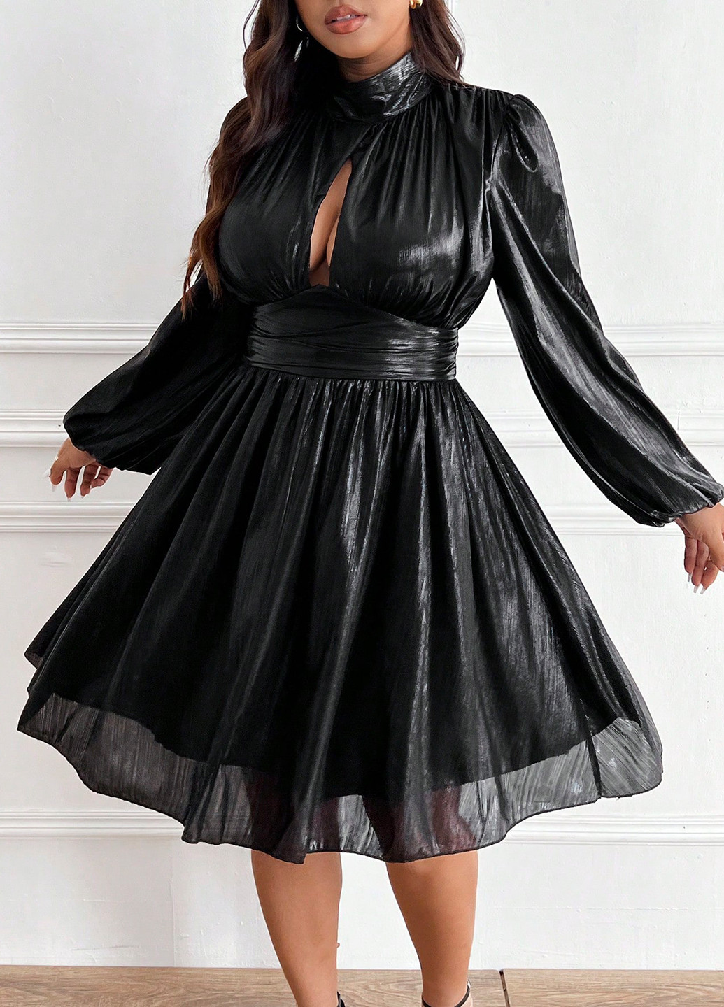 Чорна вечірня сукня кльош SHEIN однотонна