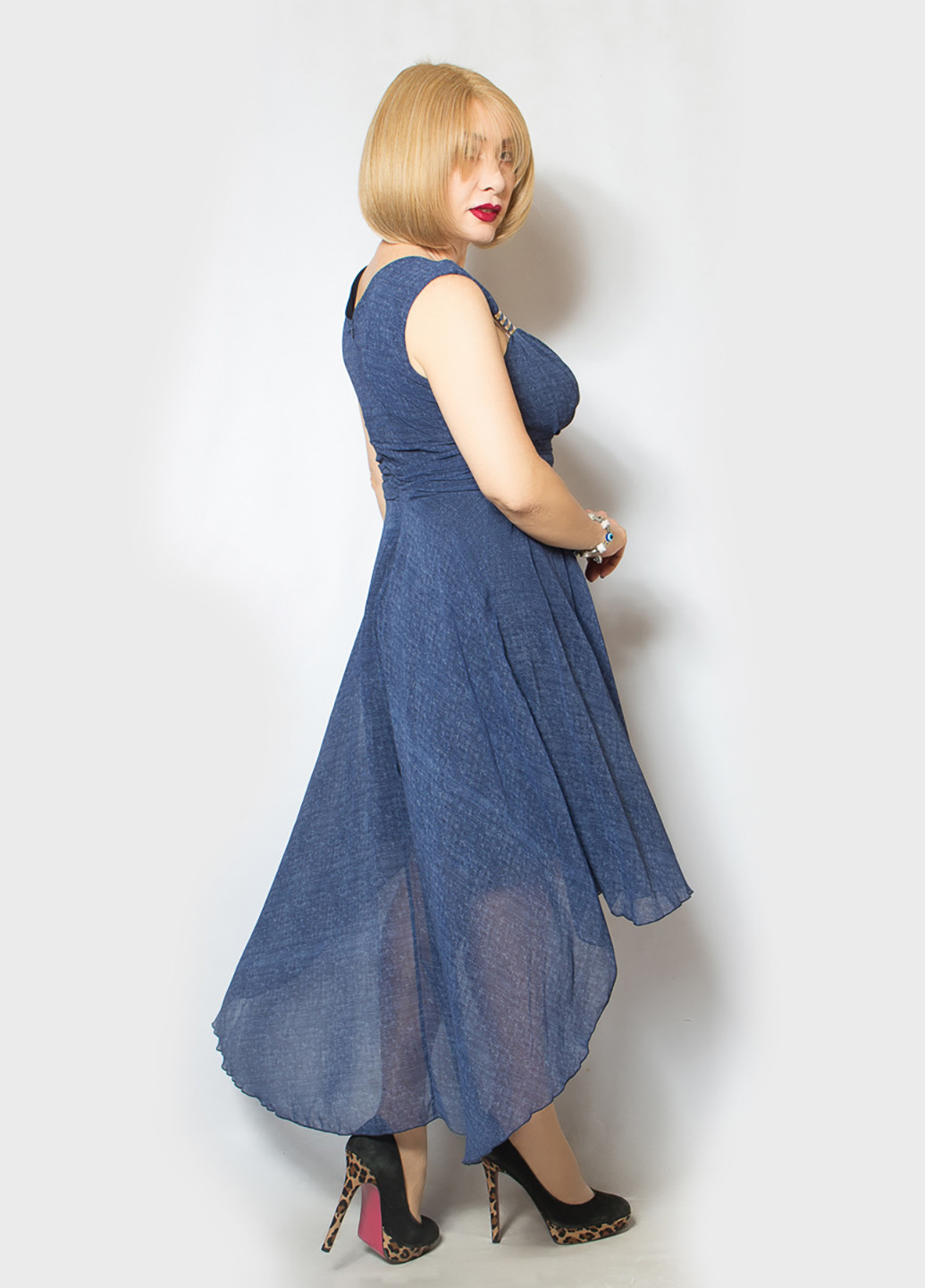 Темно-синя кежуал сукня з відкритими плечима LibeAmore однотонна