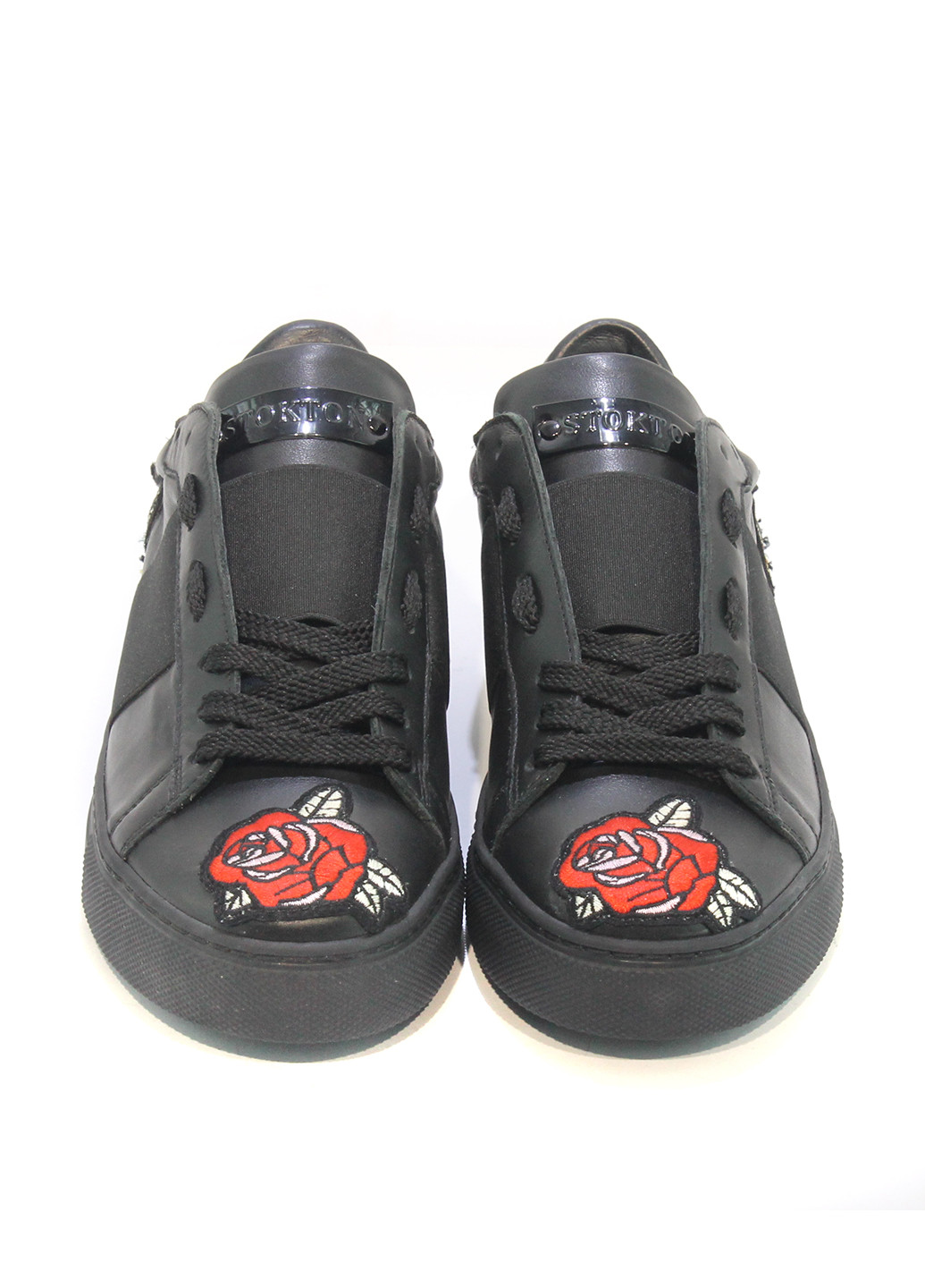 Черные демисезонные кроссовки Stokton