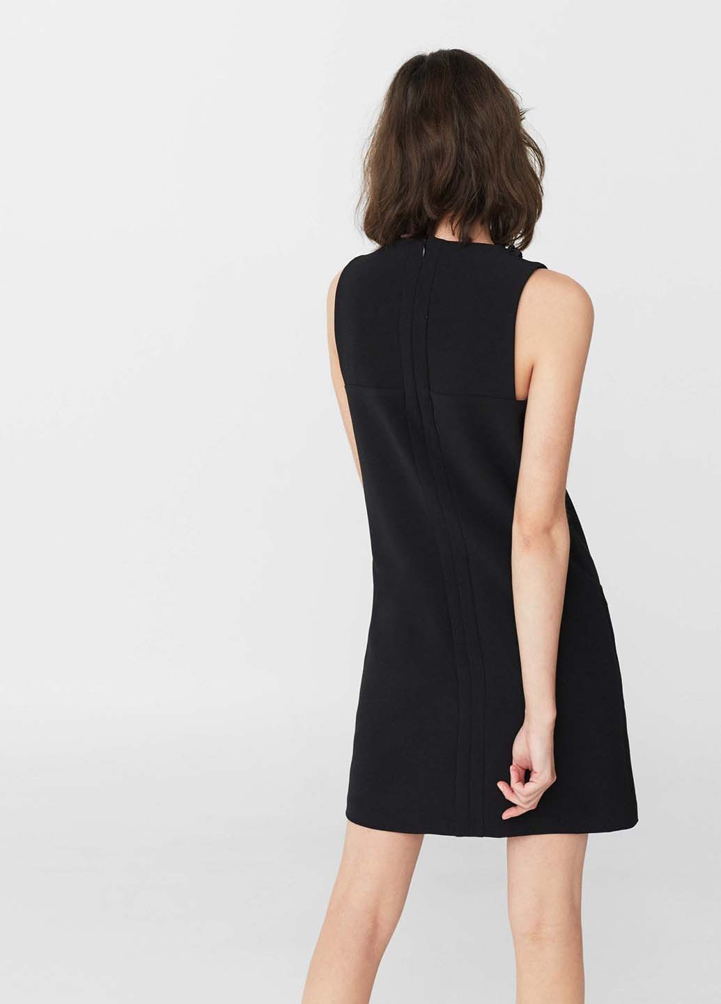 Чорна кежуал сукня а-силует Mango однотонна