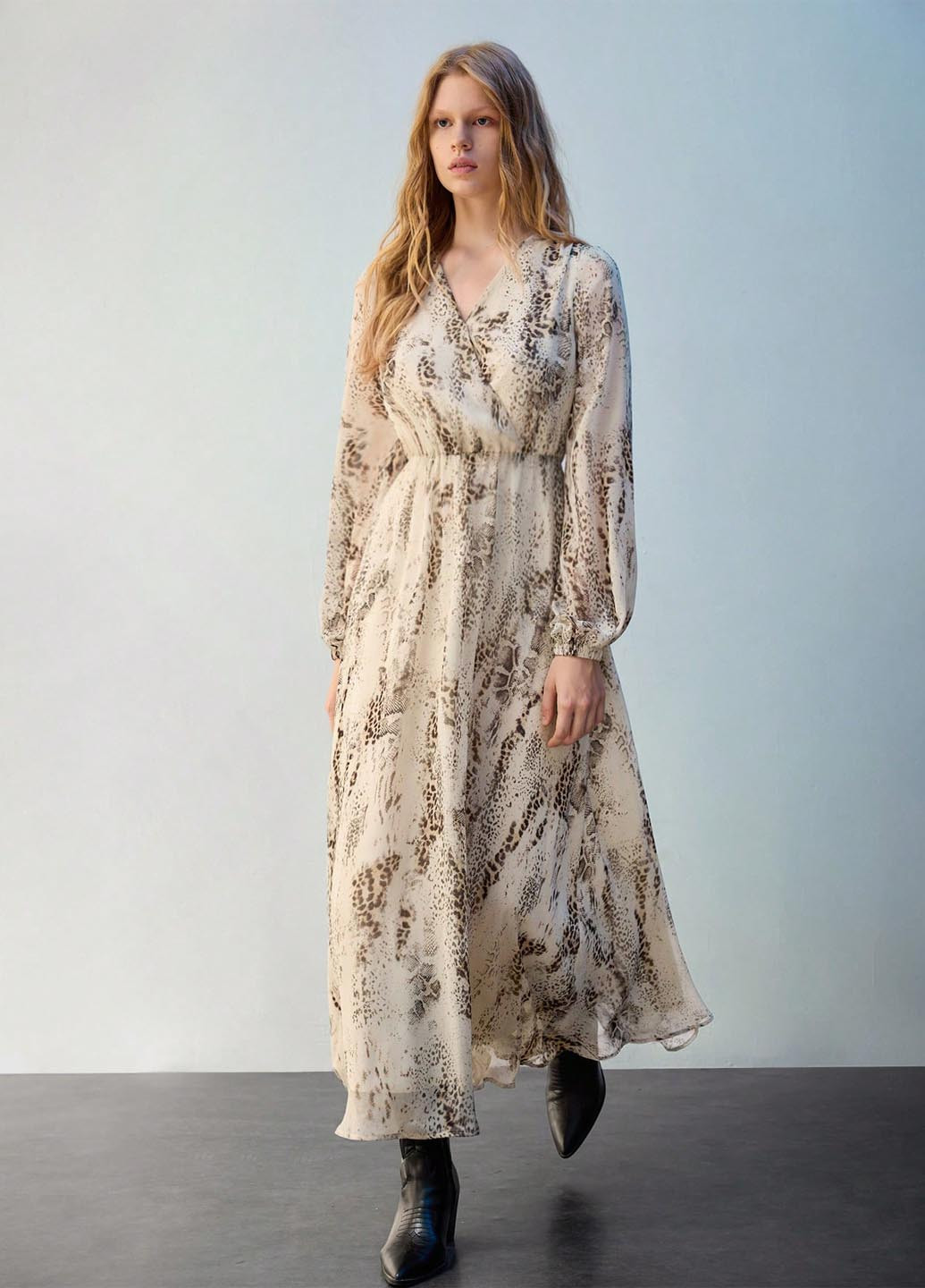 Світло-бежева кежуал сукня кльош SHEIN зміїний