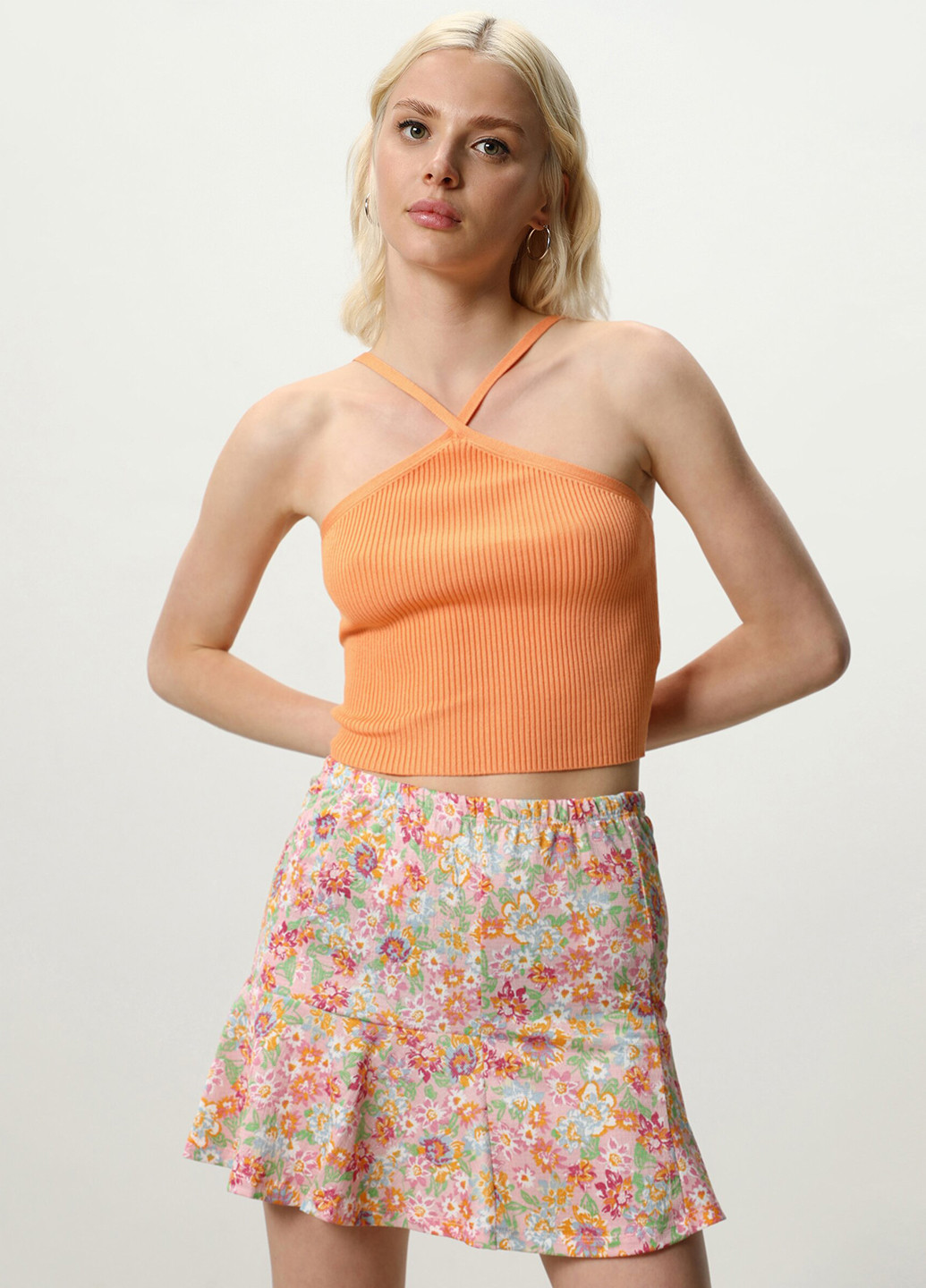 Розовая кэжуал цветочной расцветки юбка Lefties клешированная