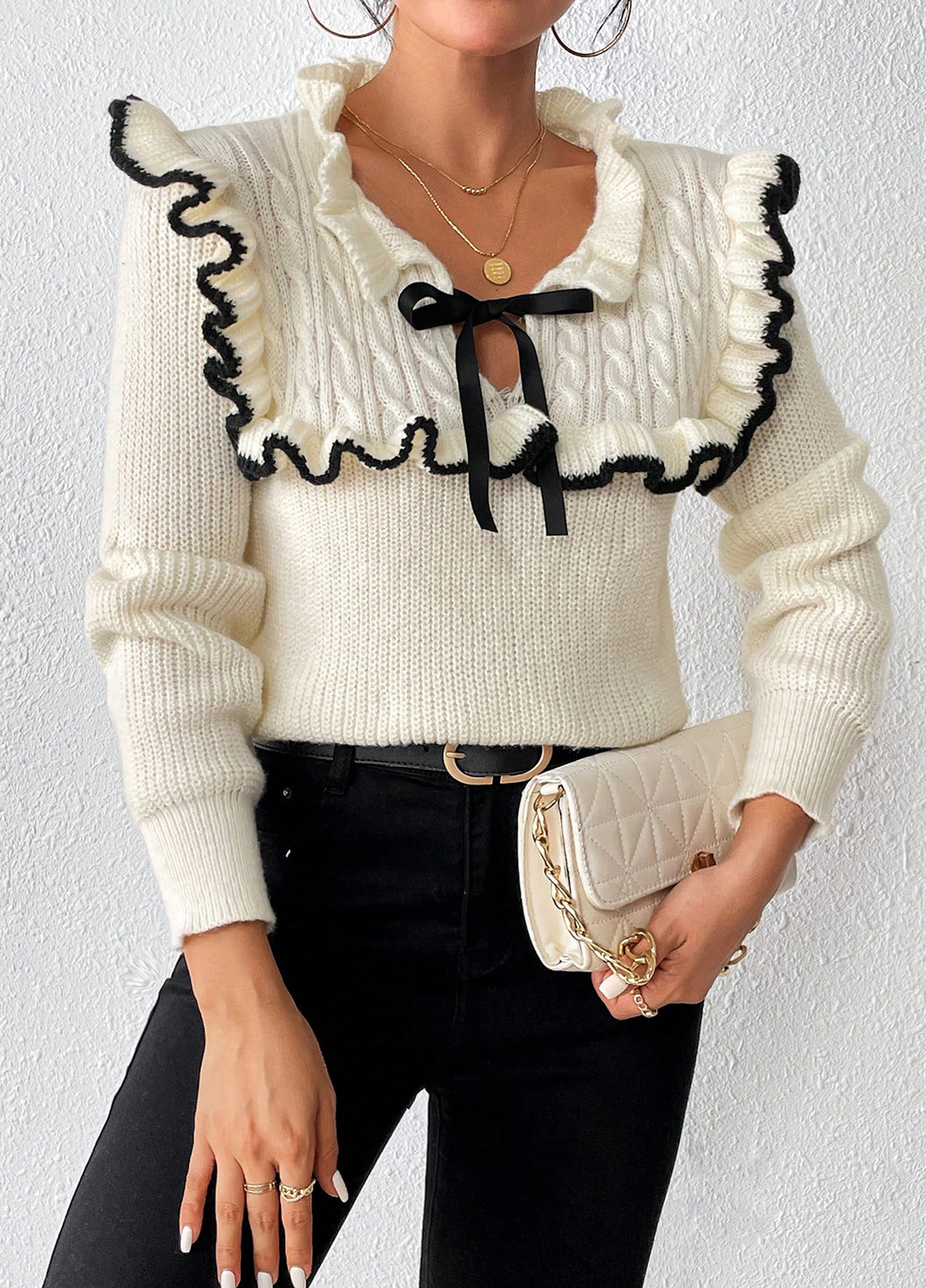 Кремовий демісезонний светр SHEIN