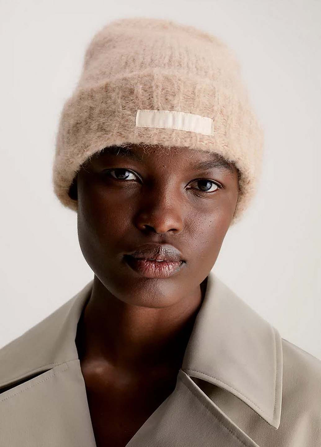 Шапка Calvin Klein (328710987)