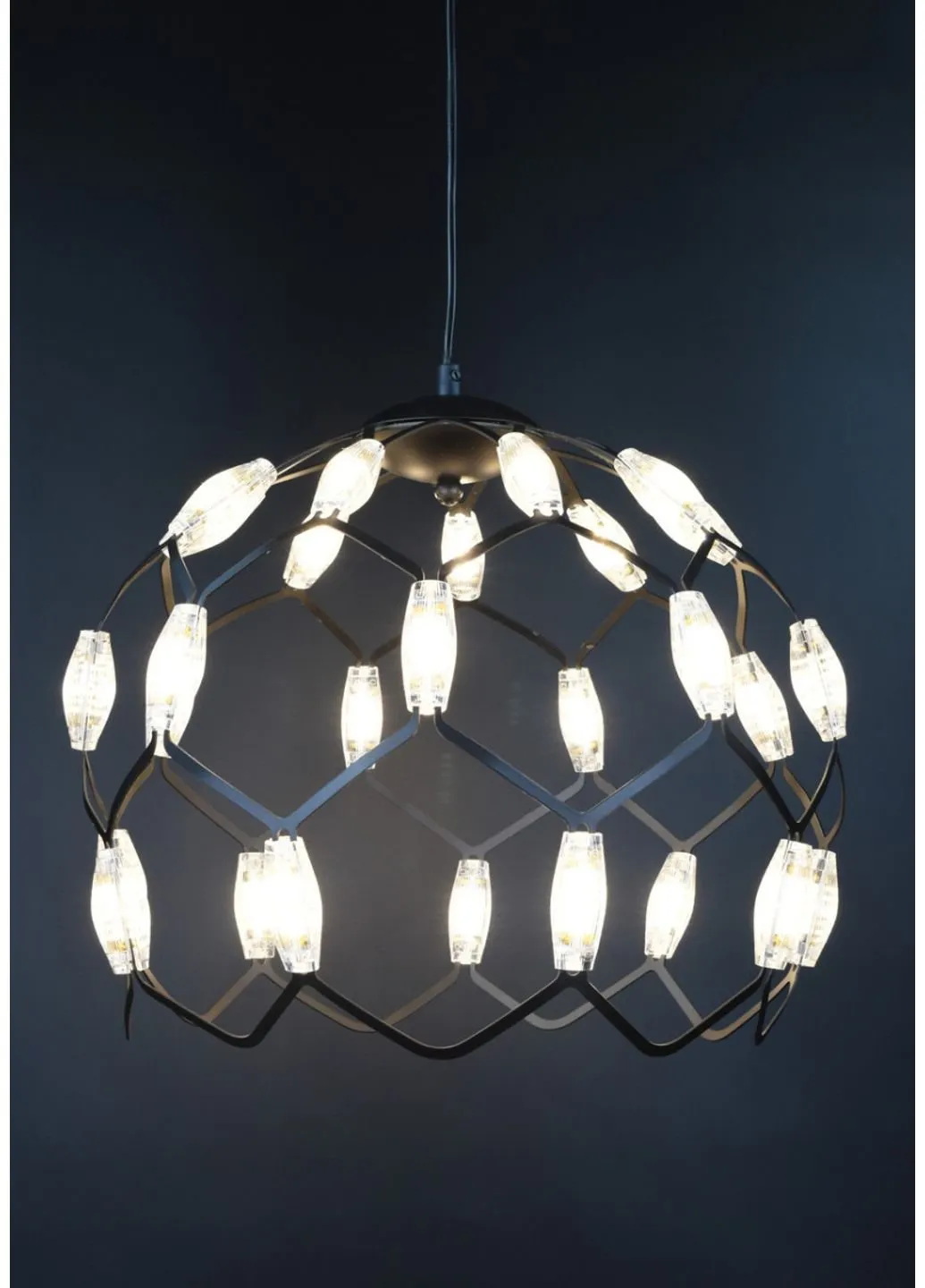 Люстра стельова LED D1288/400-bk Чорний 42х40х40 див. Sunnysky (253628772)